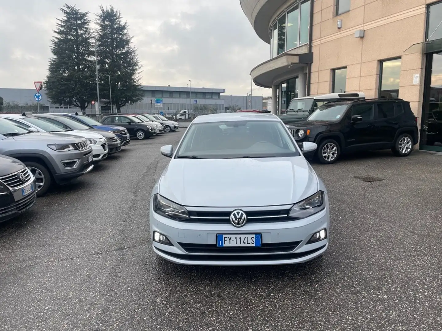 Volkswagen Polo 5p 1.0 evo Comfortline 80cv CLIMA AUT. OK NEOPAT Bianco - 2