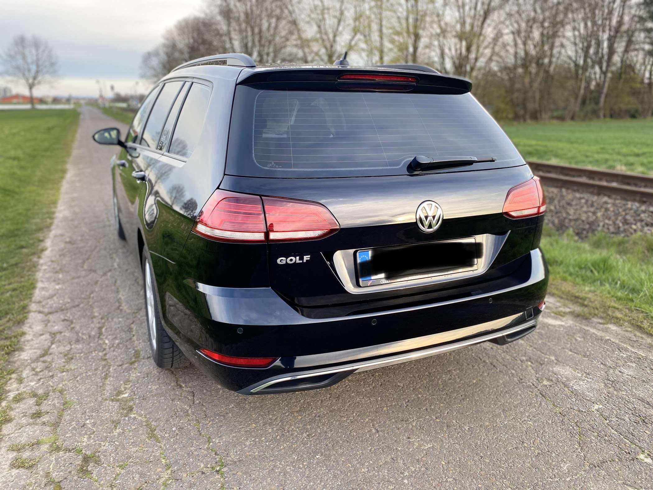 Second hand Volkswagen Golf 1.6
