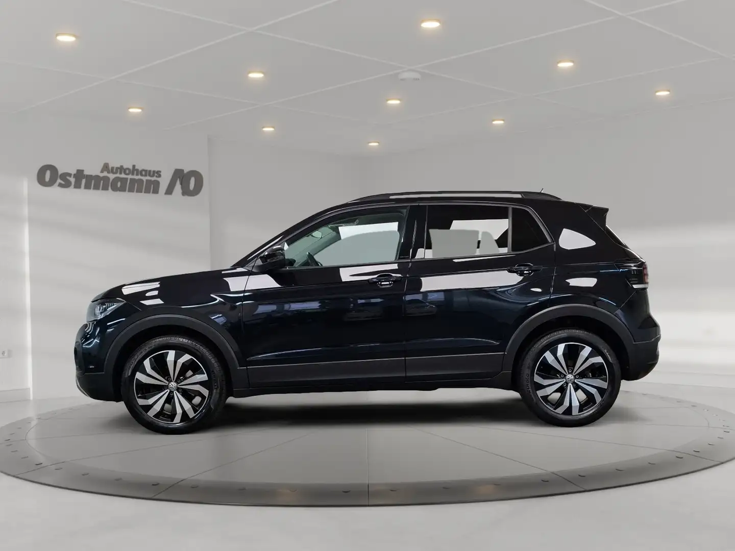 Volkswagen T-Cross 1.0 TSI Life ACC AHK SHZ LM LED Navi Zwart - 2