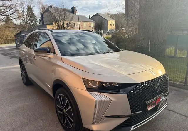 DS Automobiles DS 7 7 hdi 130 jules verne neuve crystal pearl plus pack attelage garantie 24 mois disponible