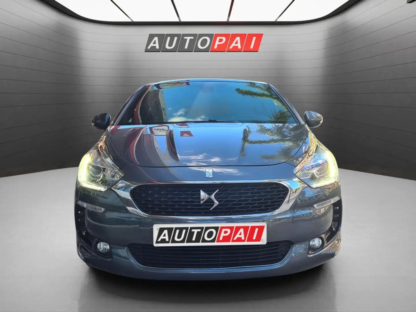 DS Automobiles DS 5 Hybrid 4x4 Style Grey - 2