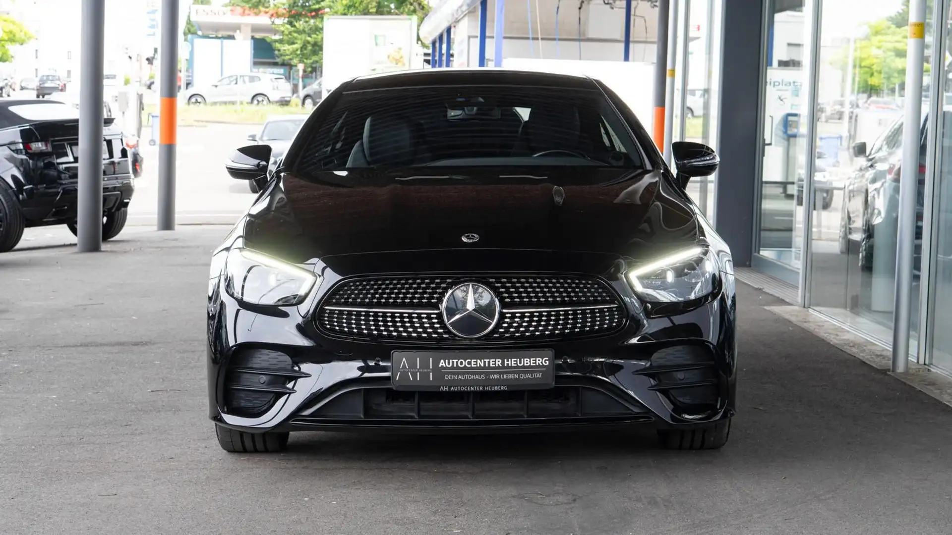 Mercedes-Benz E 200 E 200 AMG COUPE*KAM*PANO*ACC*BURMESTER Zwart - 2