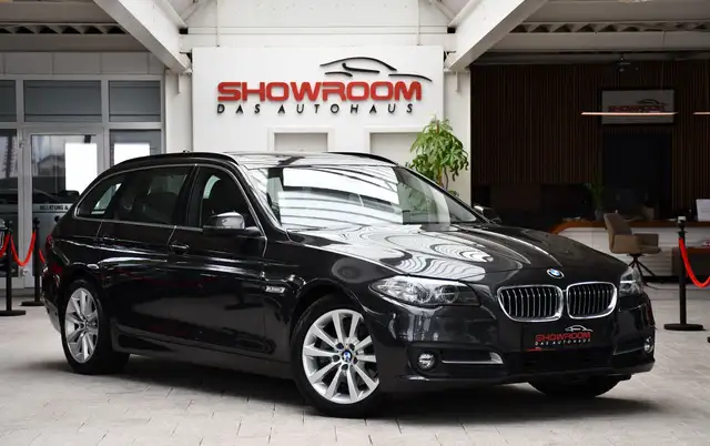 BMW 5 Series view 3