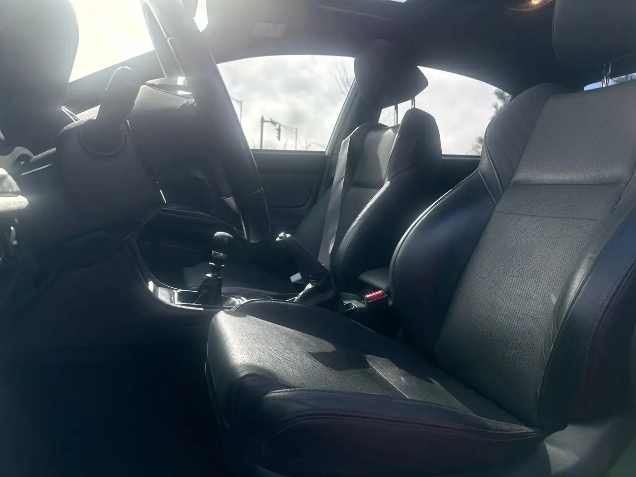 Subaru WRX снимка Subaru WRX