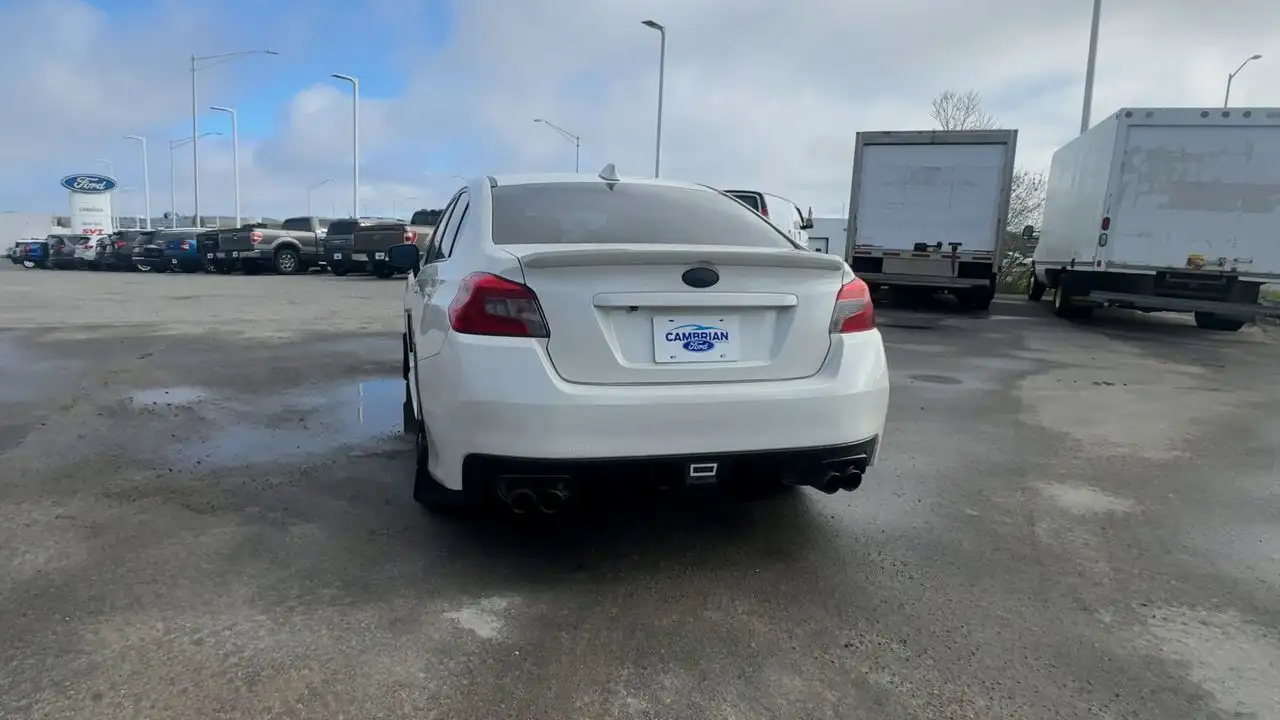 Subaru WRX снимка Subaru WRX