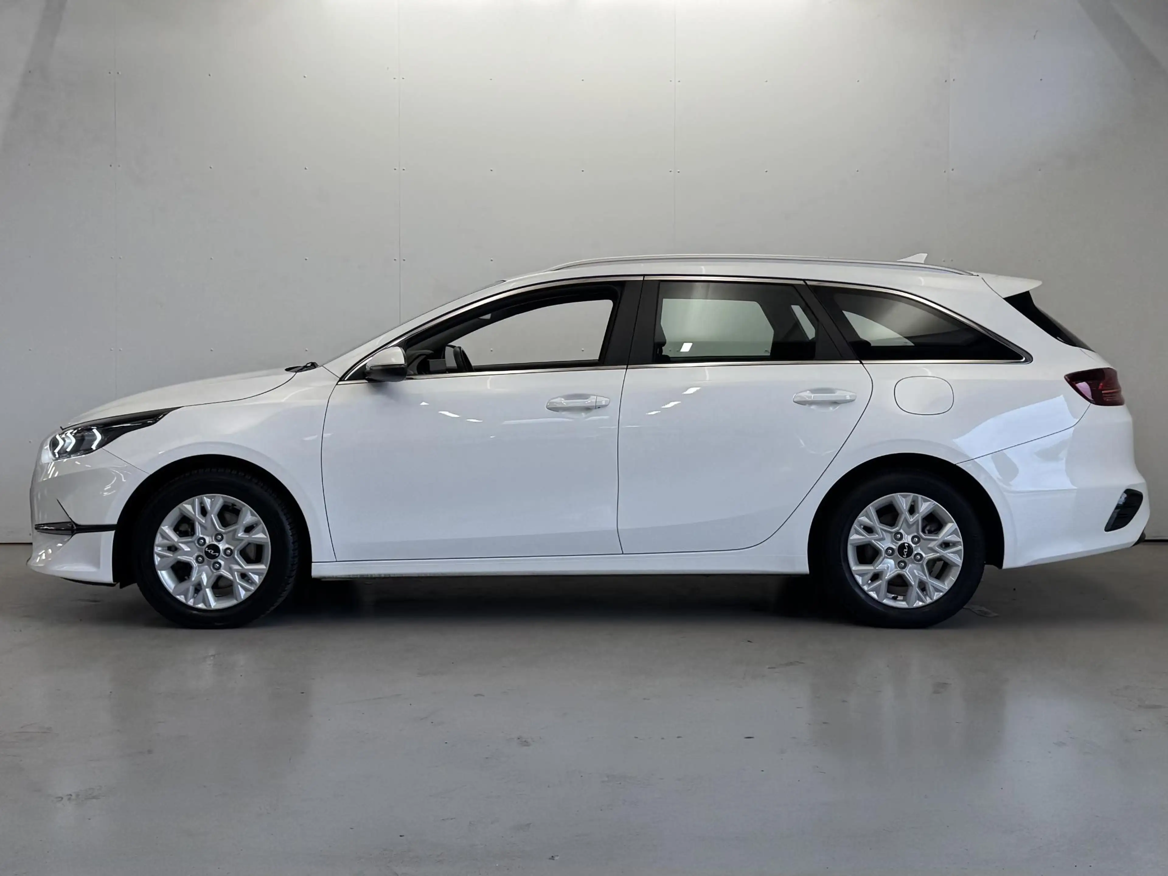 Kia Ceed SW / cee'd SW Sportswagon 1.0 T-GDi DynamicLine | NL Auto | Navi — photo 3