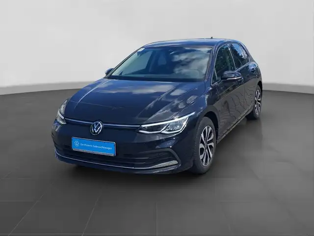 Volkswagen Golf view 2