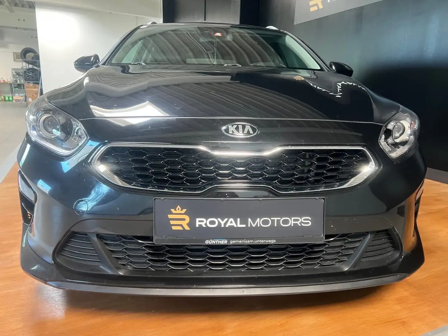 Kia Ceed / cee'd Ceed 1.6 CRDI GT Line Schwarz - 2