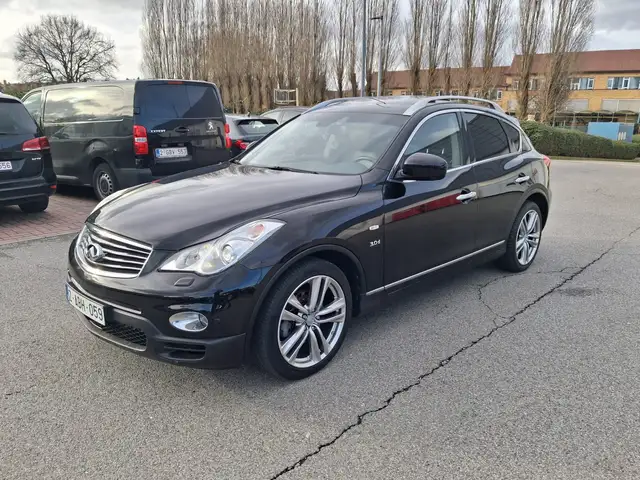 Infiniti QX50 QX50 3.0 D V6 GT boîte automatique  1er main