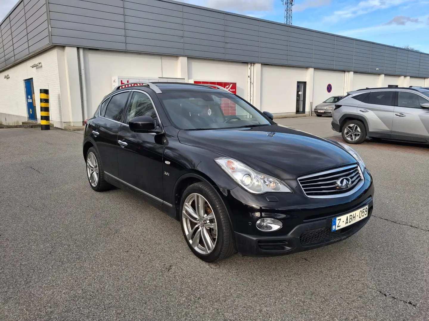 Infiniti QX50 QX50 3.0 D V6 GT boîte automatique  1er main Schwarz - 2