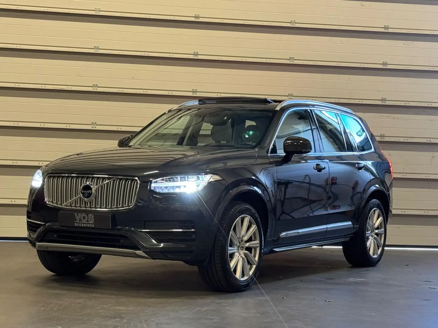Volvo XC90 2.0 T8 Twin Engine AWD Inscription|Trekhaak|PANO| Grau - 2