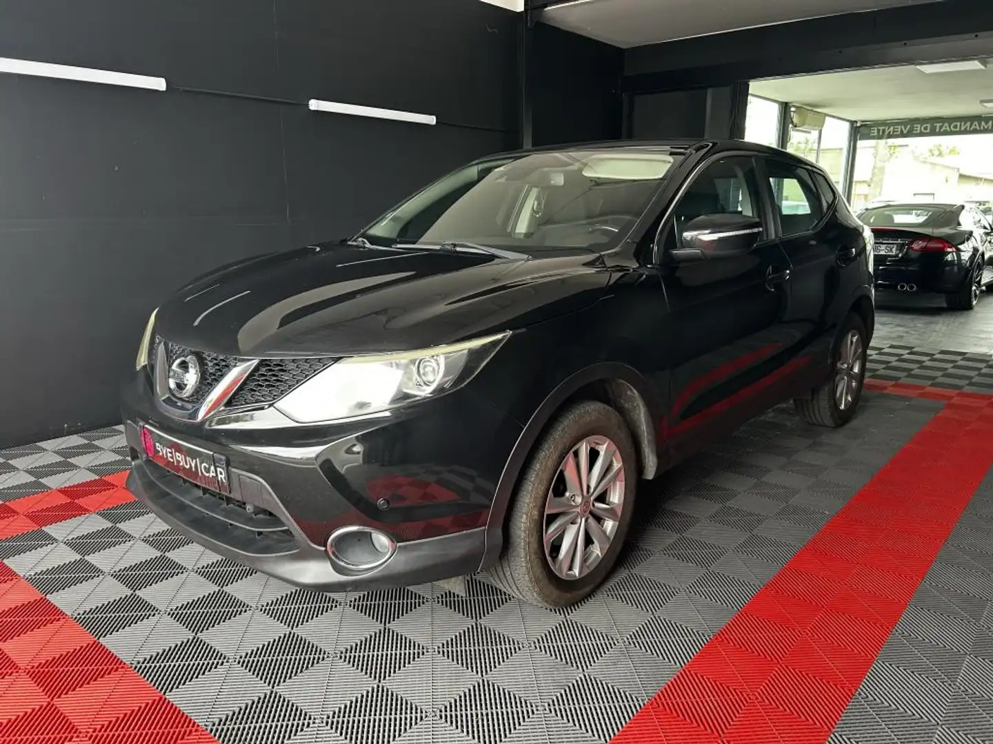 Nissan Qashqai 1.5 dCi 110ch - SUV -  Garantie 12 mois - DISTRI A JOUR Noir - 1