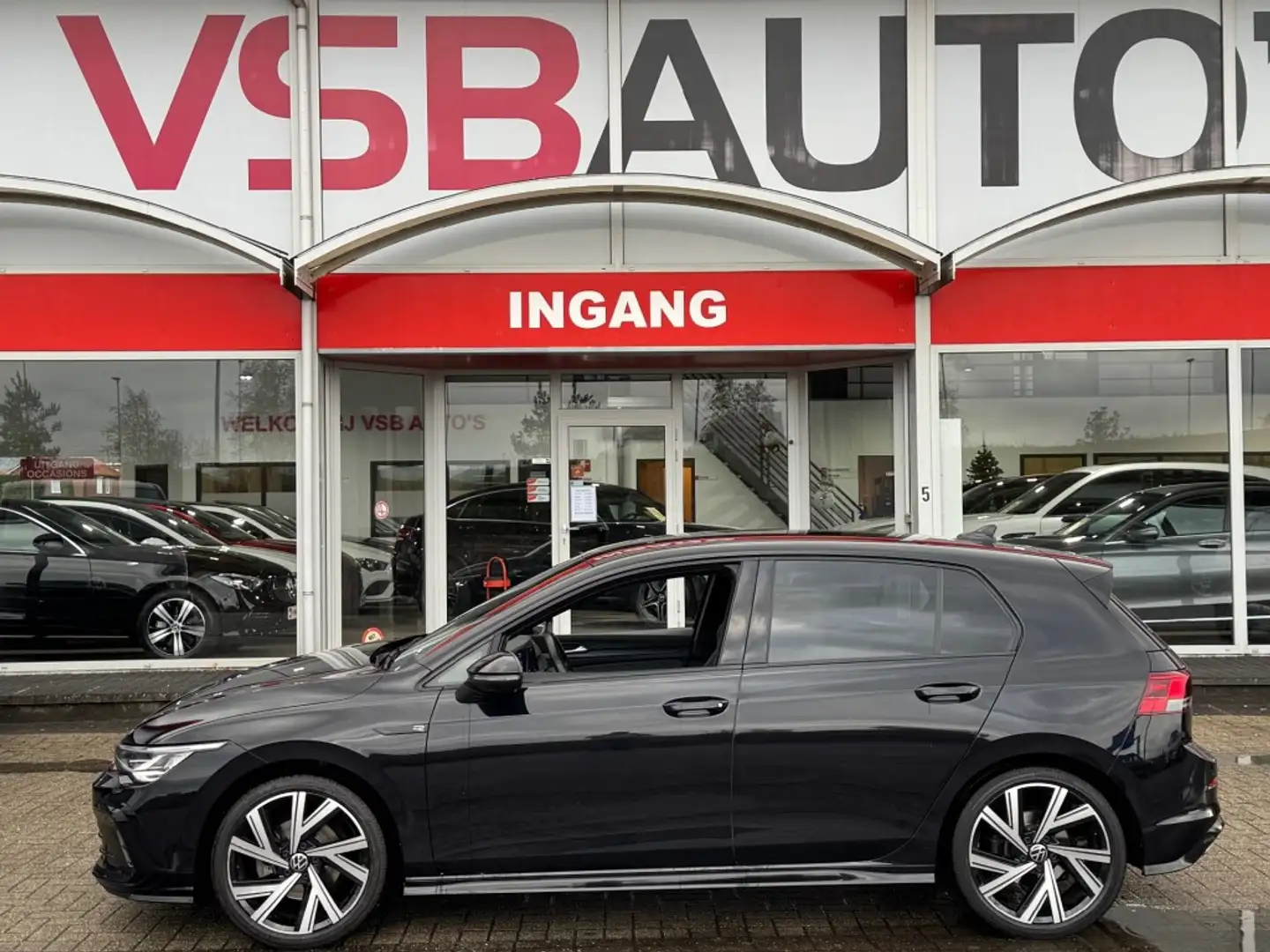 Volkswagen Golf 1.5 ETSI 150PK AUT.R-LINE NAVI CAMERA AMBIENT LIGH Noir - 2