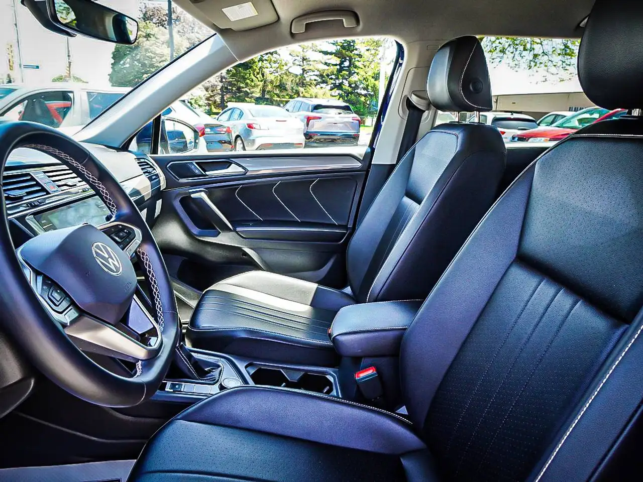 Volkswagen Tiguan снимка Volkswagen Tiguan