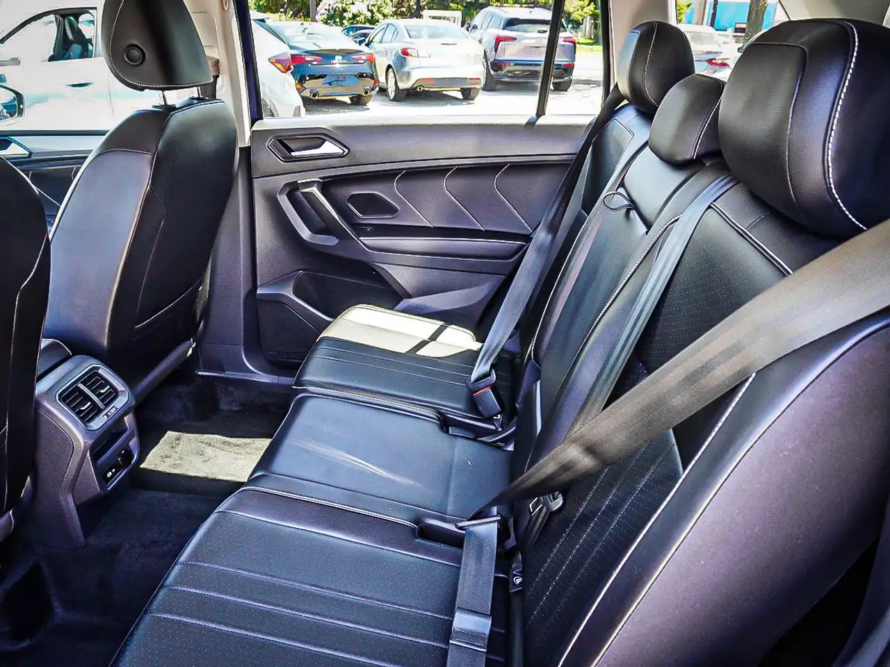 Volkswagen Tiguan снимка Volkswagen Tiguan