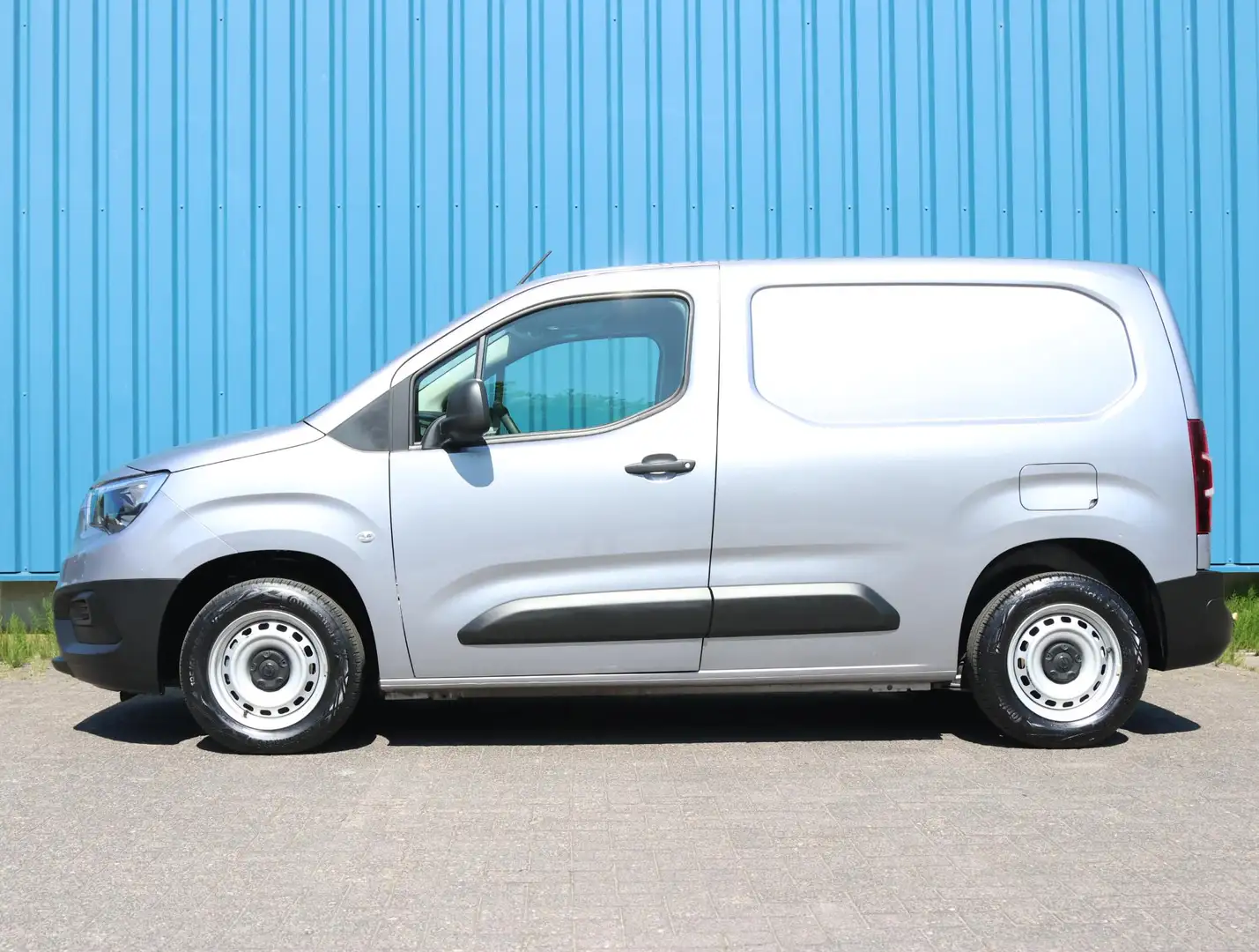 Opel Combo 100pk L1H1 | CruiseControl | Camera | AppleCarPlay Grijs - 2