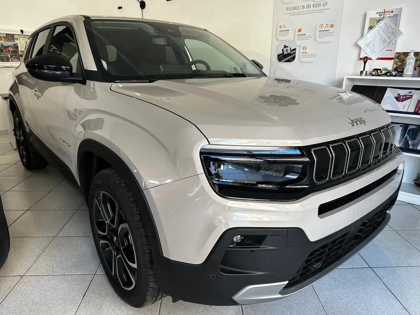 Jeep Avenger 1.2 turbo Summit fwd 100cv-KM ZERO-PROMO Jaune - 1