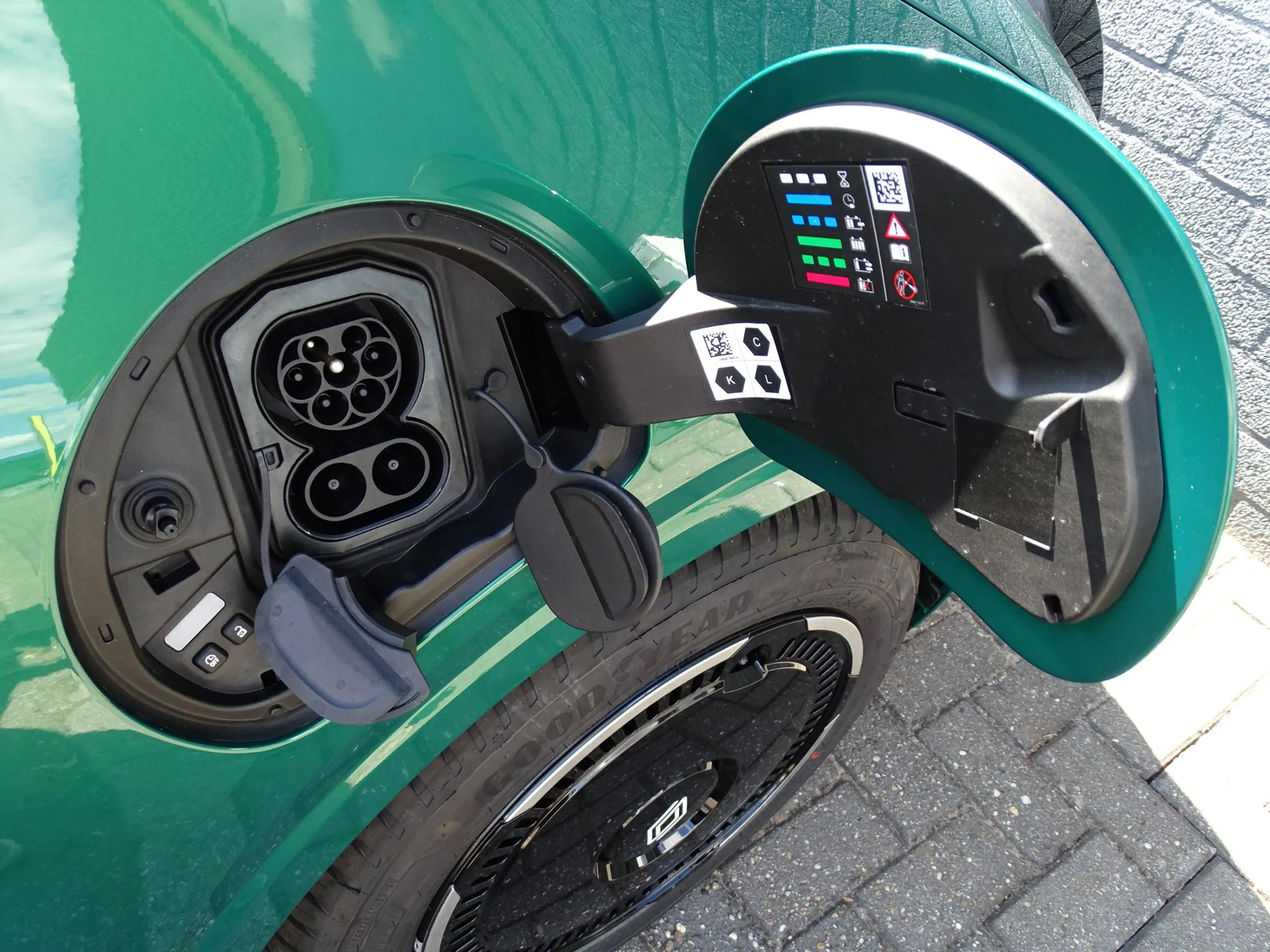 Renault Twingo urban range techno 27.5 kWh NU 5 JAAR GARANTIE! / — photo 36