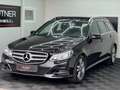 Mercedes-Benz E 220 4Matic*AHK*Sthz*Pano*LED* Noir - thumbnail 3