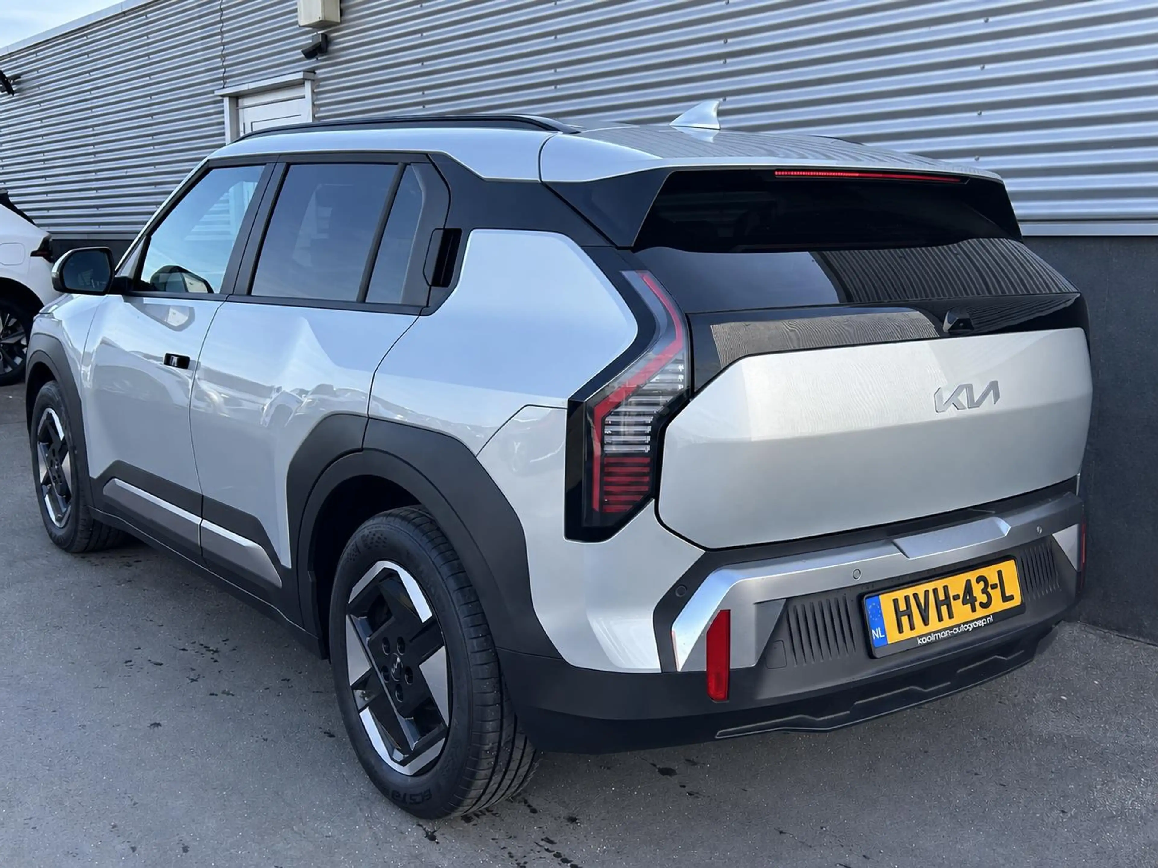 Kia EV3 Plus 81.4 kWh V2X! NL-auto, dodehoekdetectie, came — photo 4