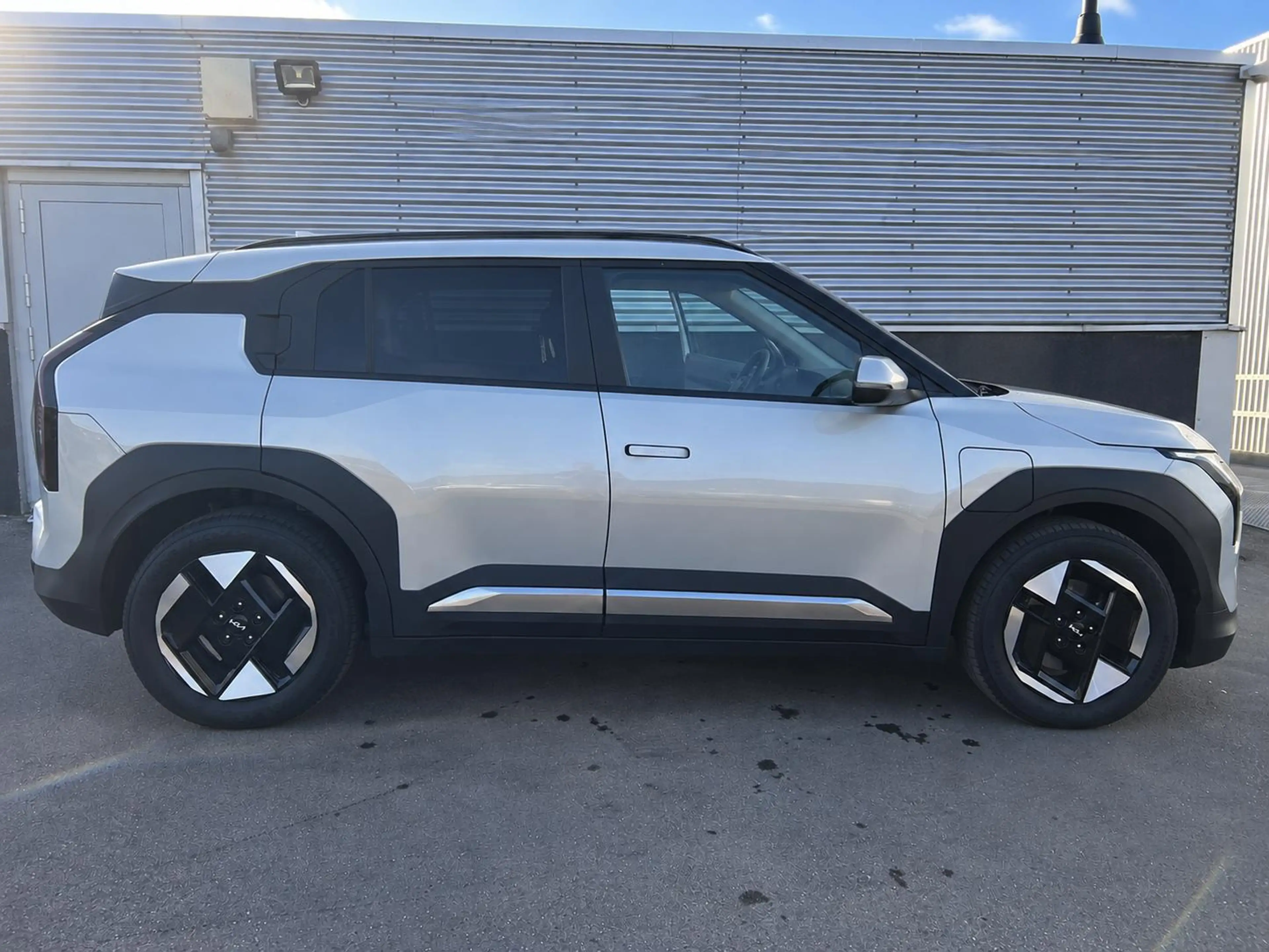 Kia EV3 Plus 81.4 kWh V2X! NL-auto, dodehoekdetectie, came — photo 7