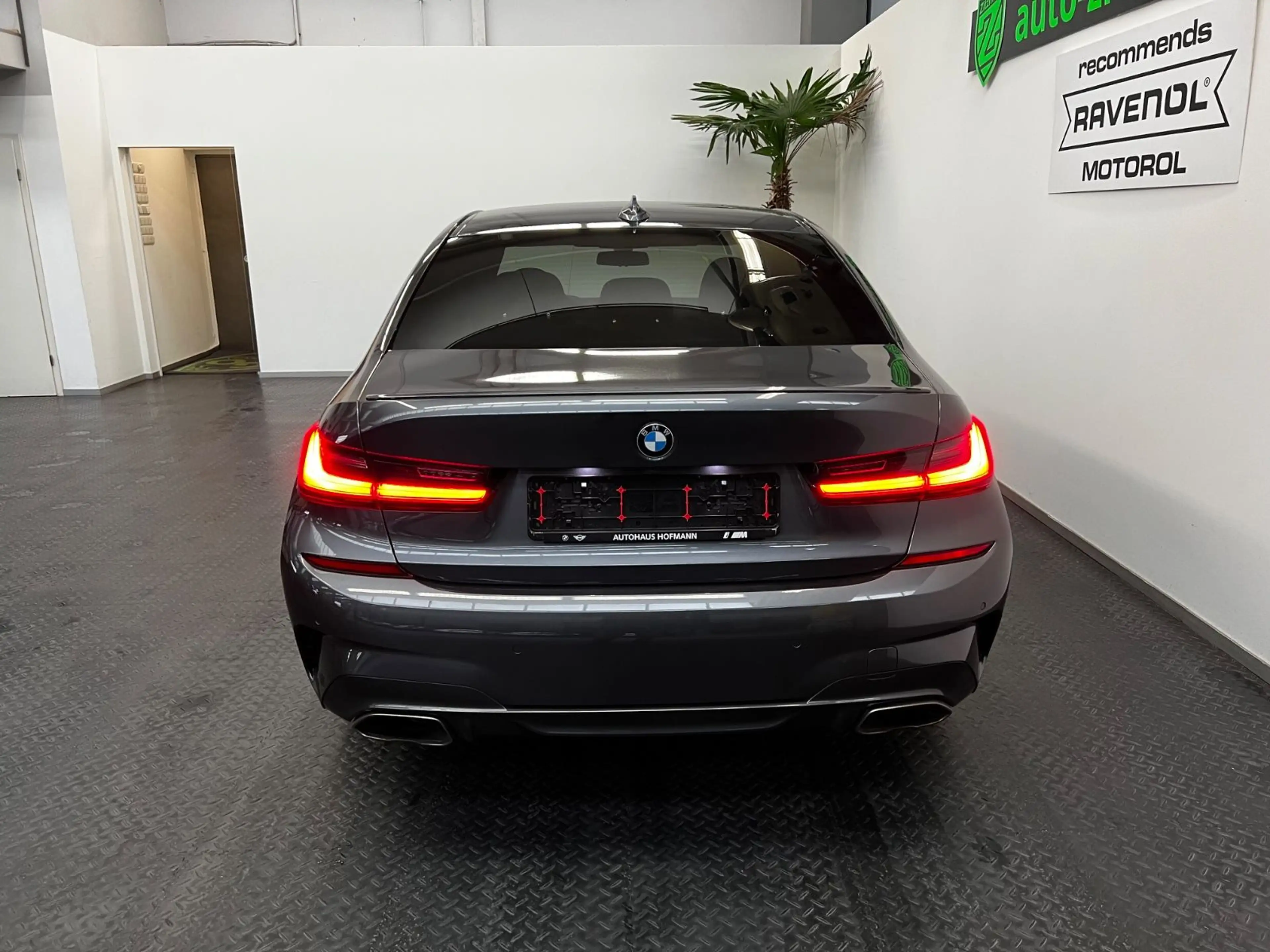 BMW M3 xDrive*ALCANTARA*ACC*LED*HUD*STANDHEIZUNG* — photo 7