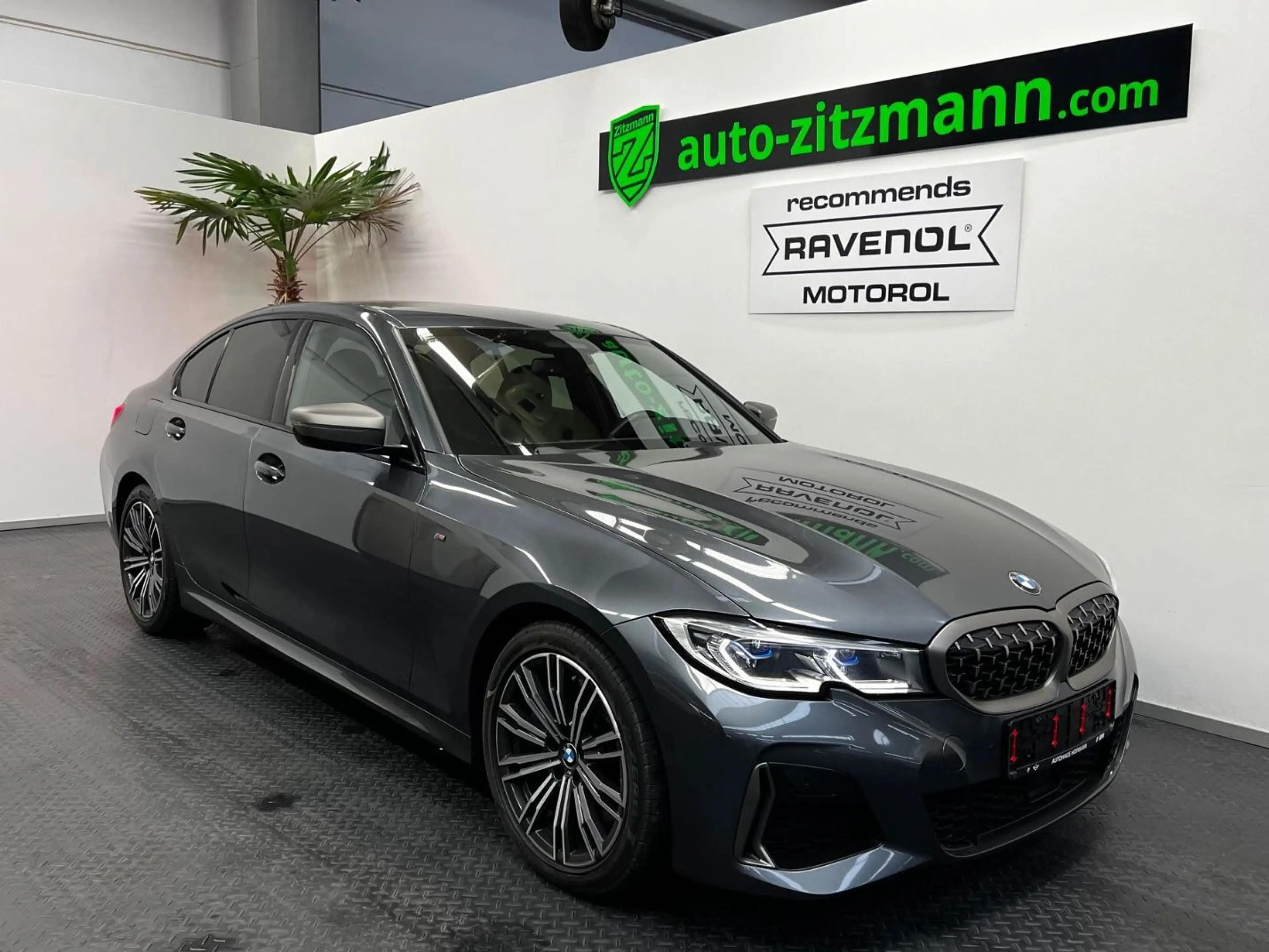 BMW M3 xDrive*ALCANTARA*ACC*LED*HUD*STANDHEIZUNG*