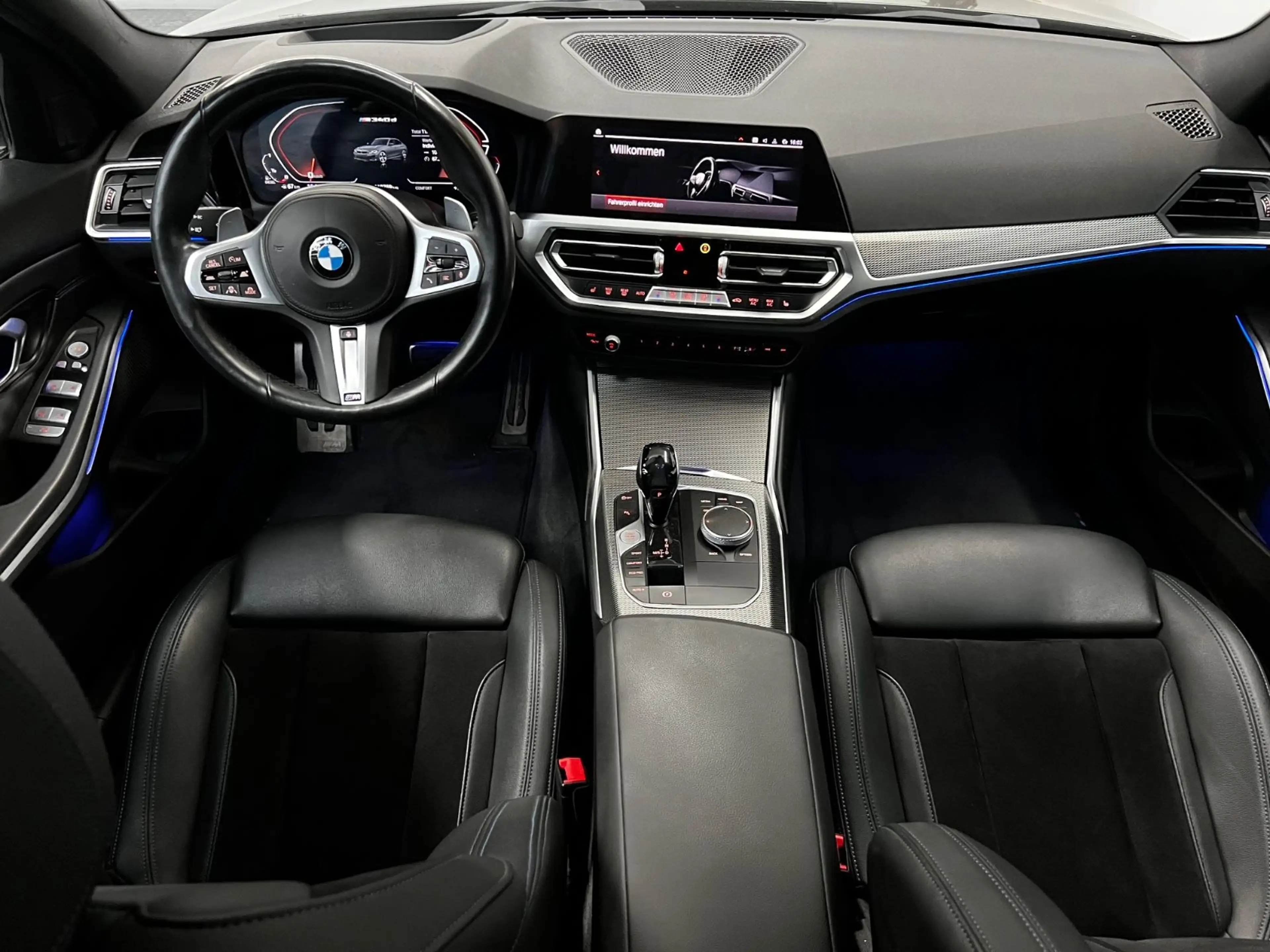 BMW M3 xDrive*ALCANTARA*ACC*LED*HUD*STANDHEIZUNG* — photo 9