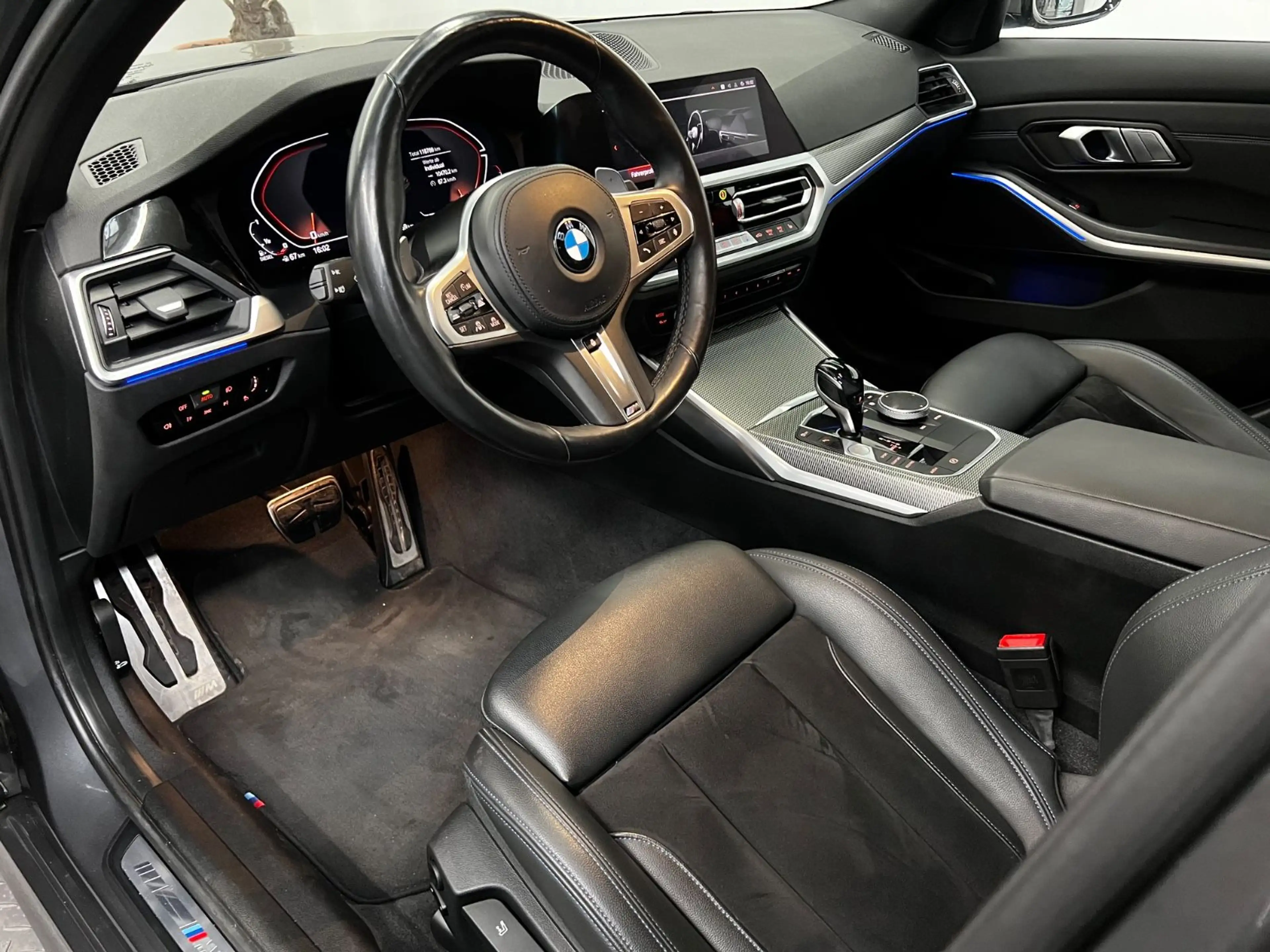 BMW M3 xDrive*ALCANTARA*ACC*LED*HUD*STANDHEIZUNG* — photo 14