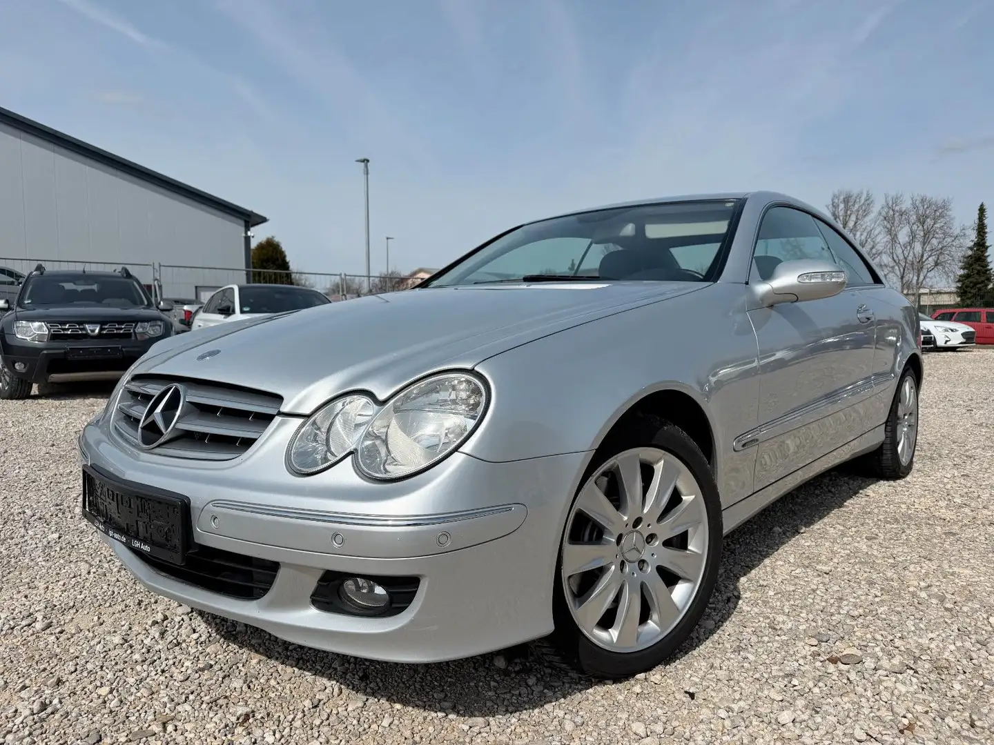 Mercedes-Benz CLK 350 Plateado - 1
