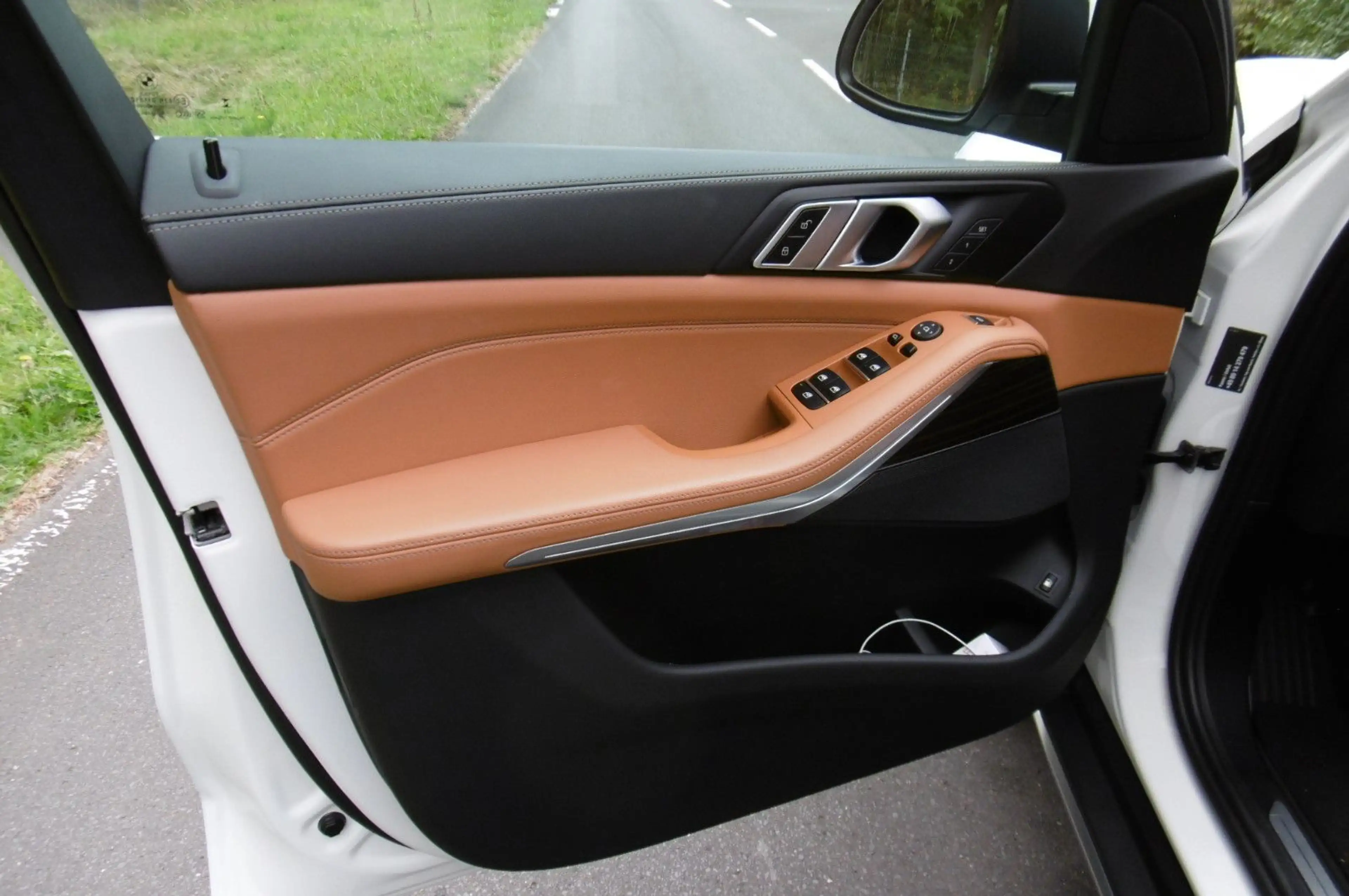BMW X5 50 e xDrive — photo 7
