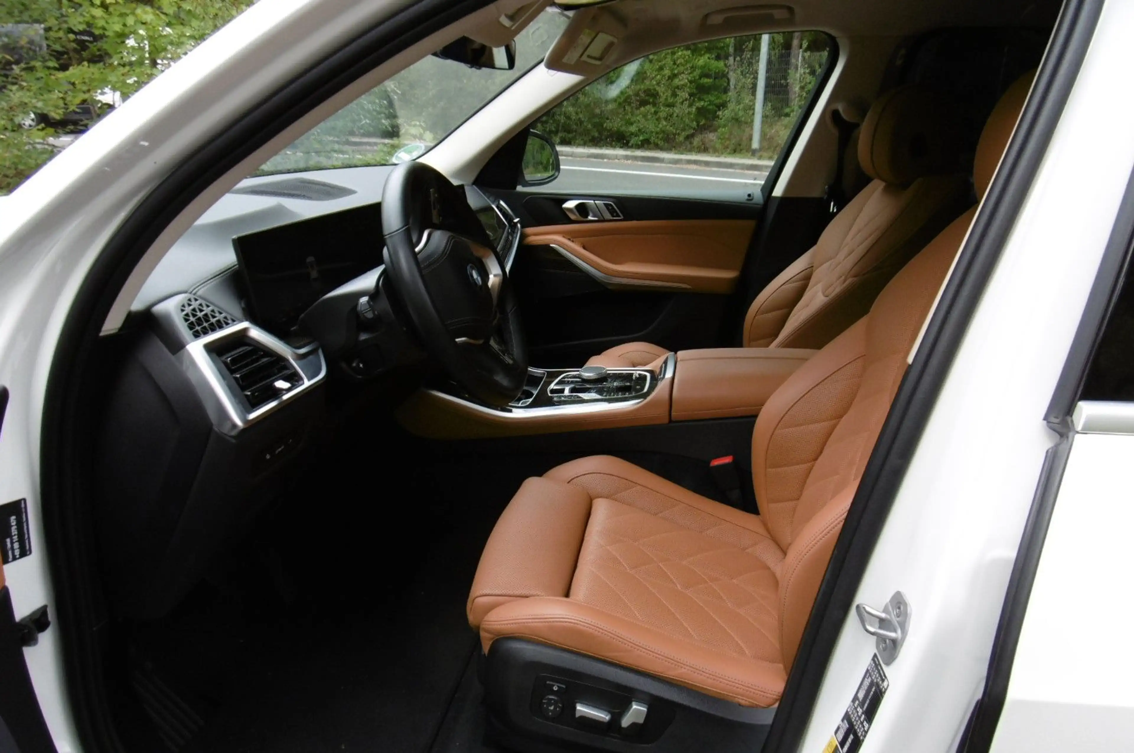 BMW X5 50 e xDrive — photo 6