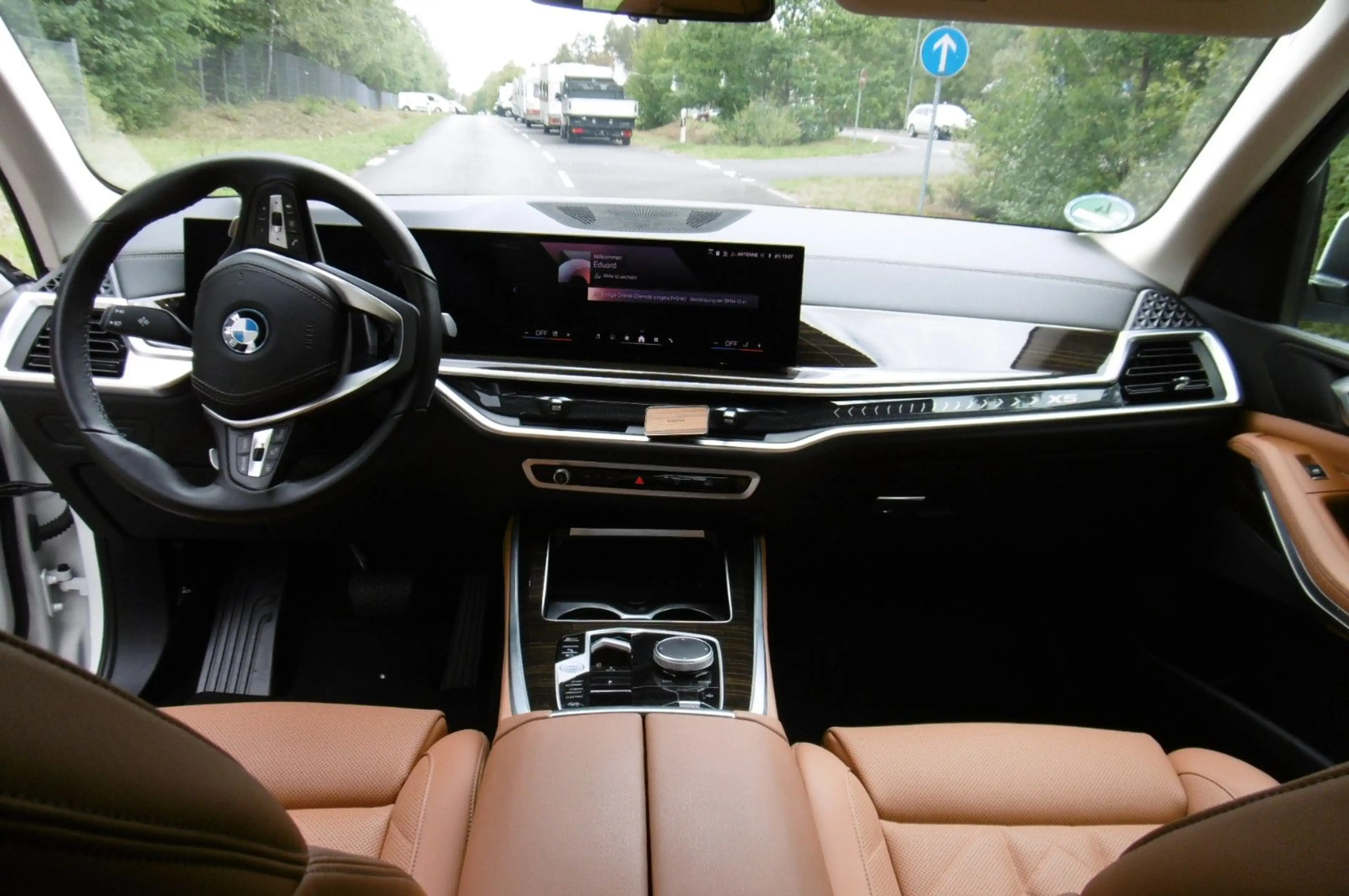 BMW X5 50 e xDrive — photo 12