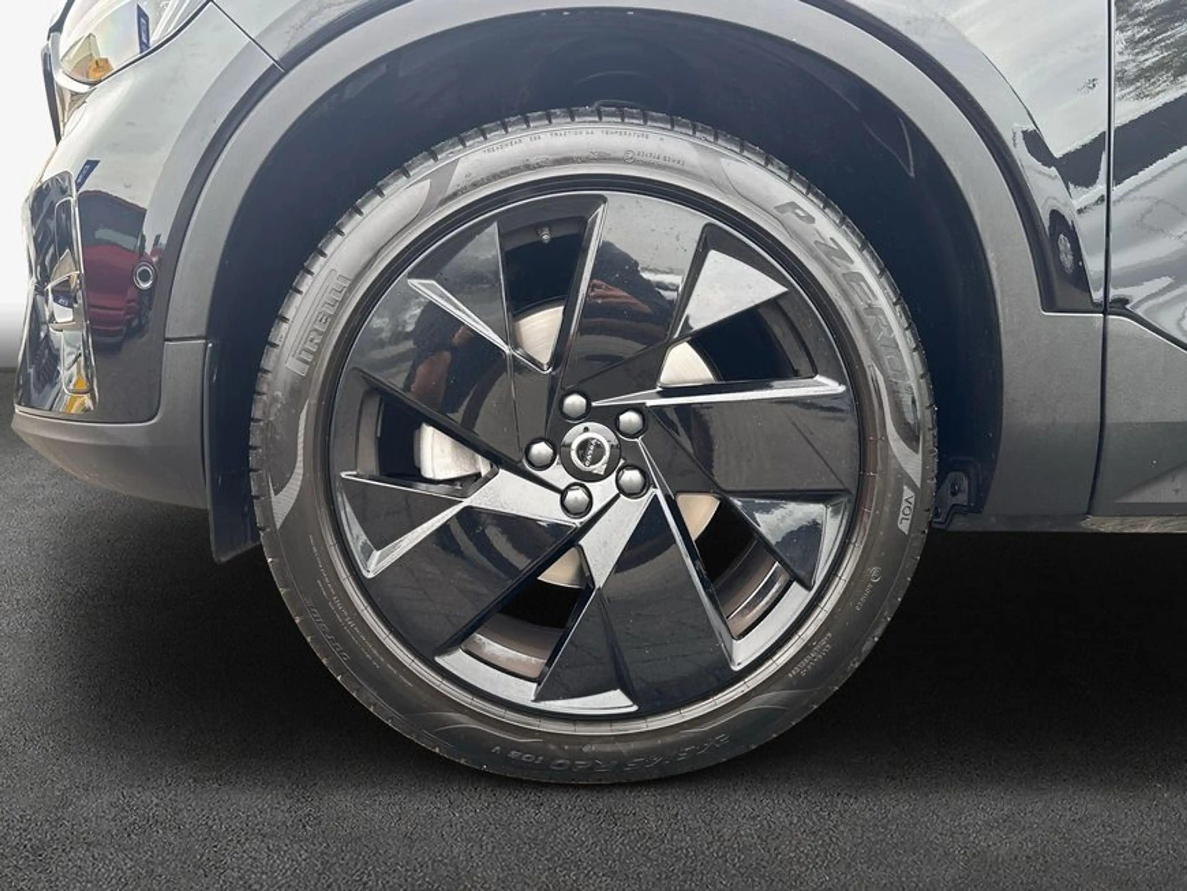 Volvo XC40 XC40 B3 B DKG Plus Black Edition — photo 7