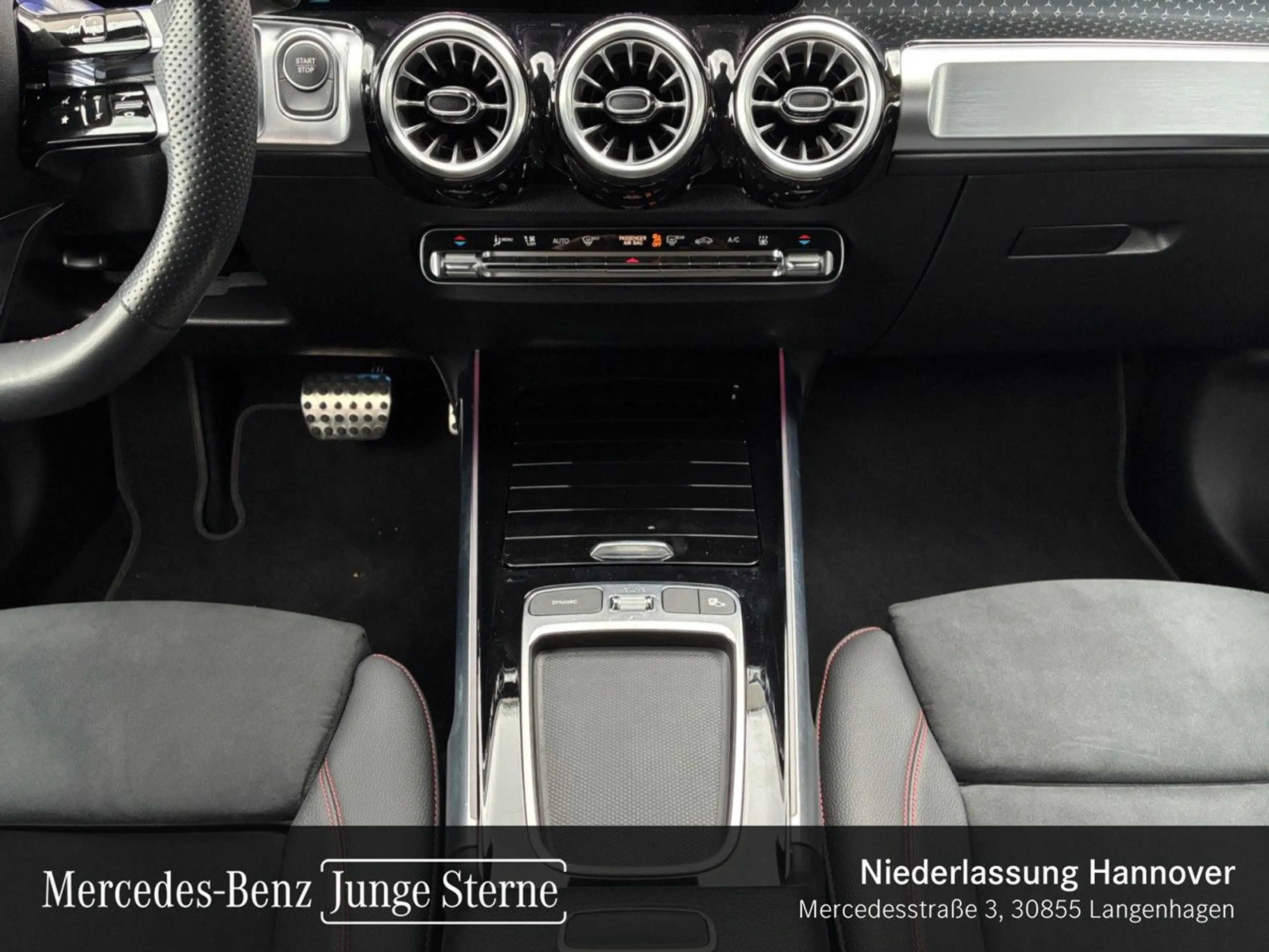 Mercedes-Benz EQB 250 AMG+NIGHT+PLUS-PAKET+AHK+PANO+360+MEMORY — photo 15