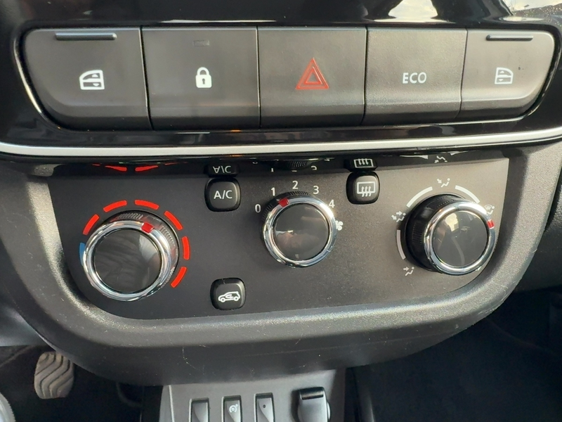 Dacia Spring Comfort 45 Allwetter Klima Lichtautomatik — photo 15