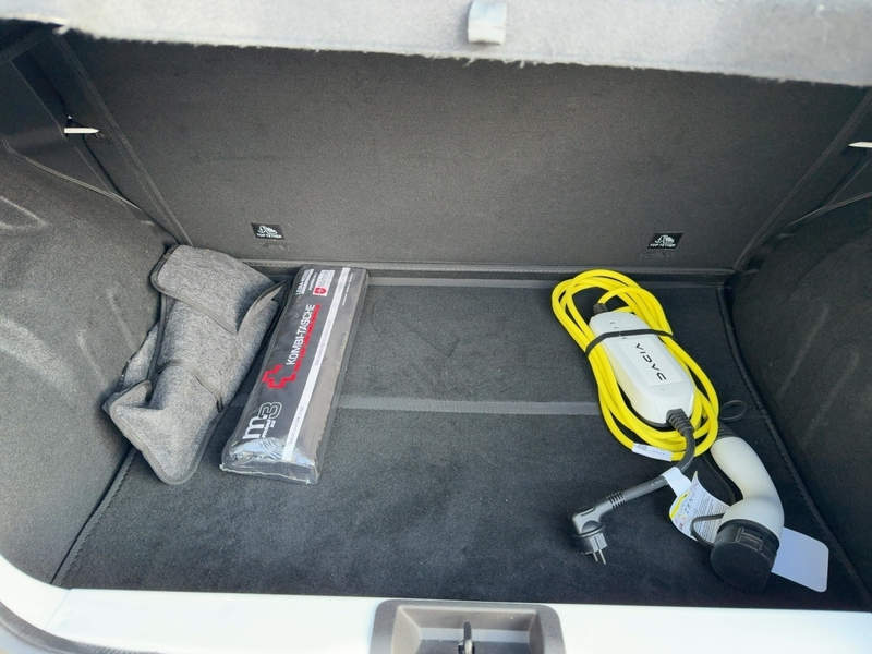 Dacia Spring Comfort 45 Allwetter Klima Lichtautomatik — photo 6