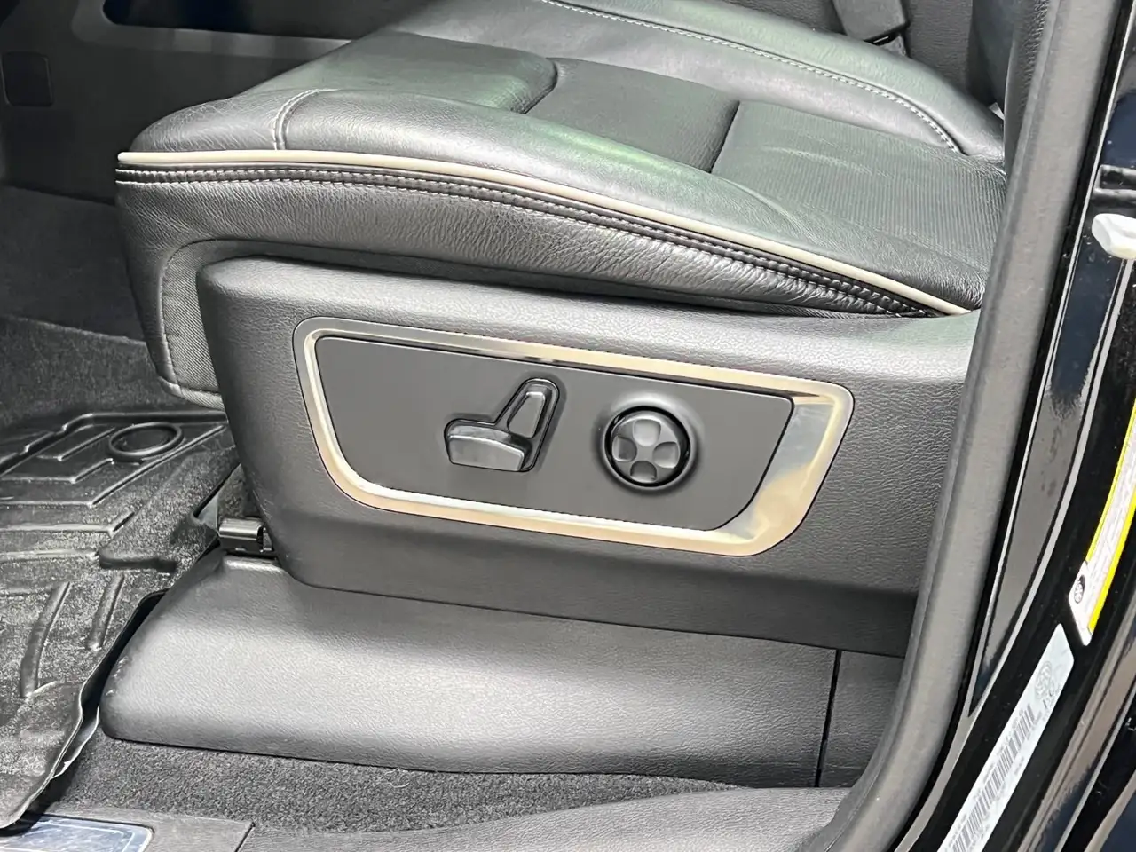 RAM 1500 photo RAM 1500