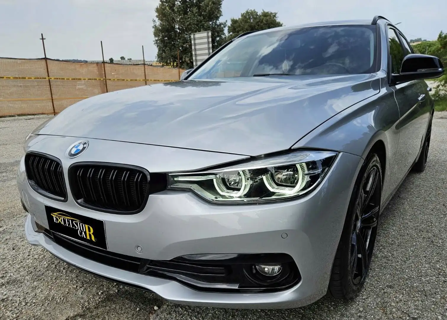 BMW 320 320d Touring Sport Grigio - 1