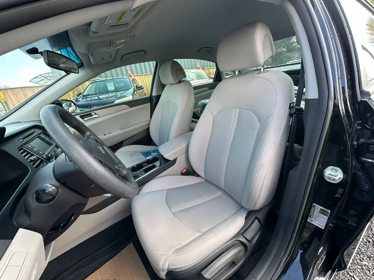 Hyundai SONATA снимка Hyundai SONATA