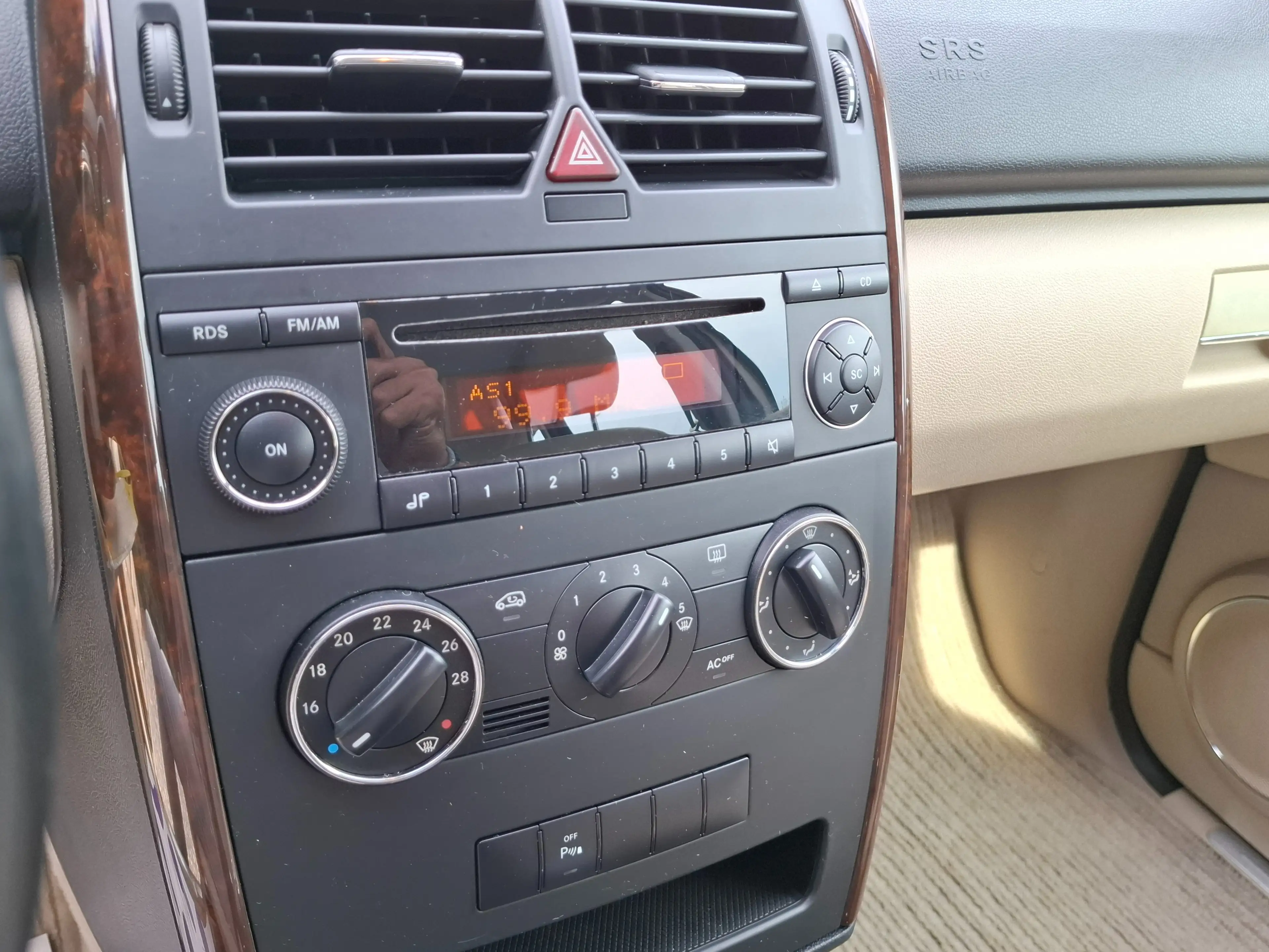 Mercedes-Benz A 150 A 150 5-türig NUR 101.000km, servicegepflegt! — photo 14