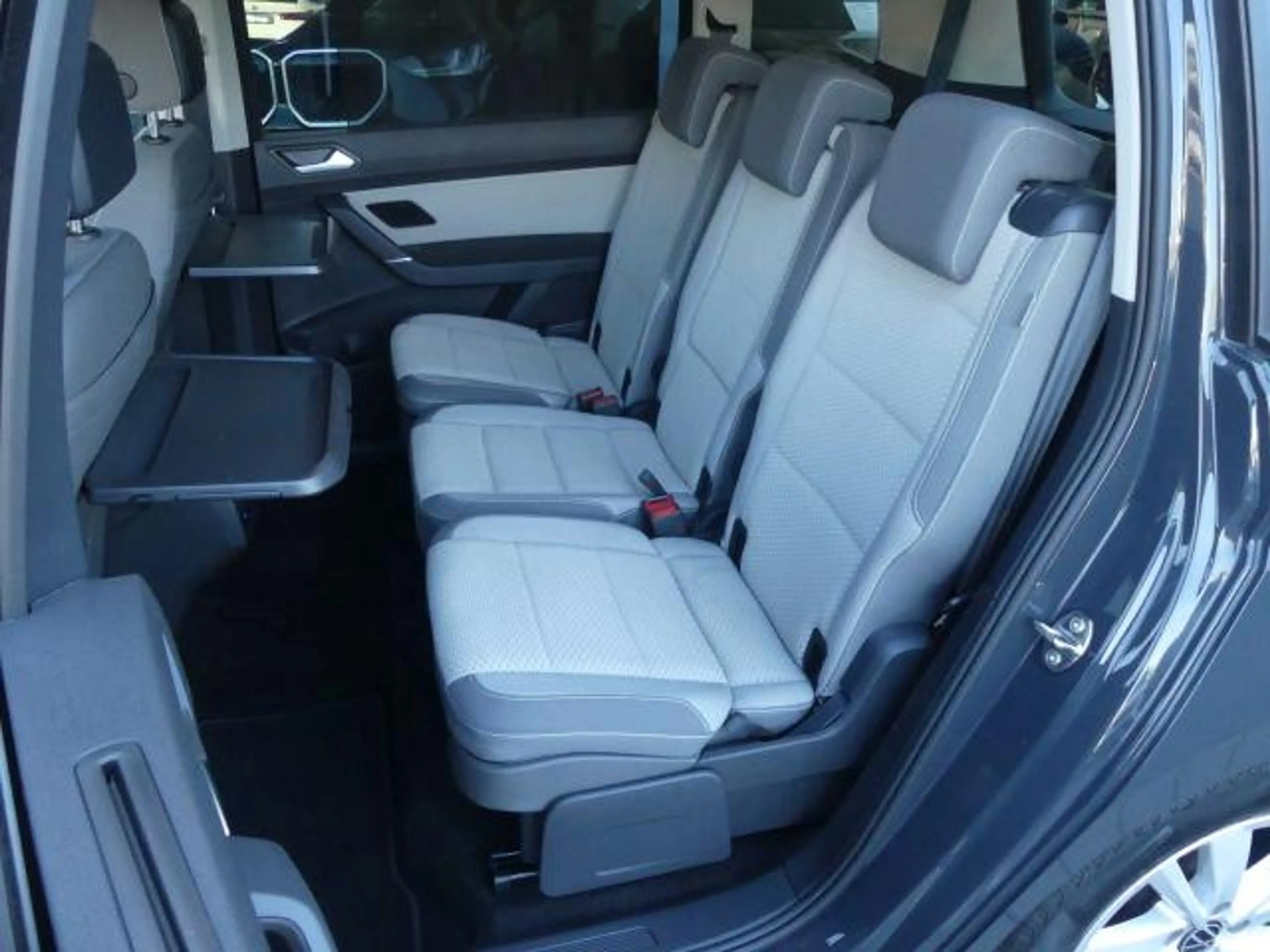 Volkswagen Touran Comfort 1.5I ACC°AHK°Winterpk.-int.Kisitz — photo 11