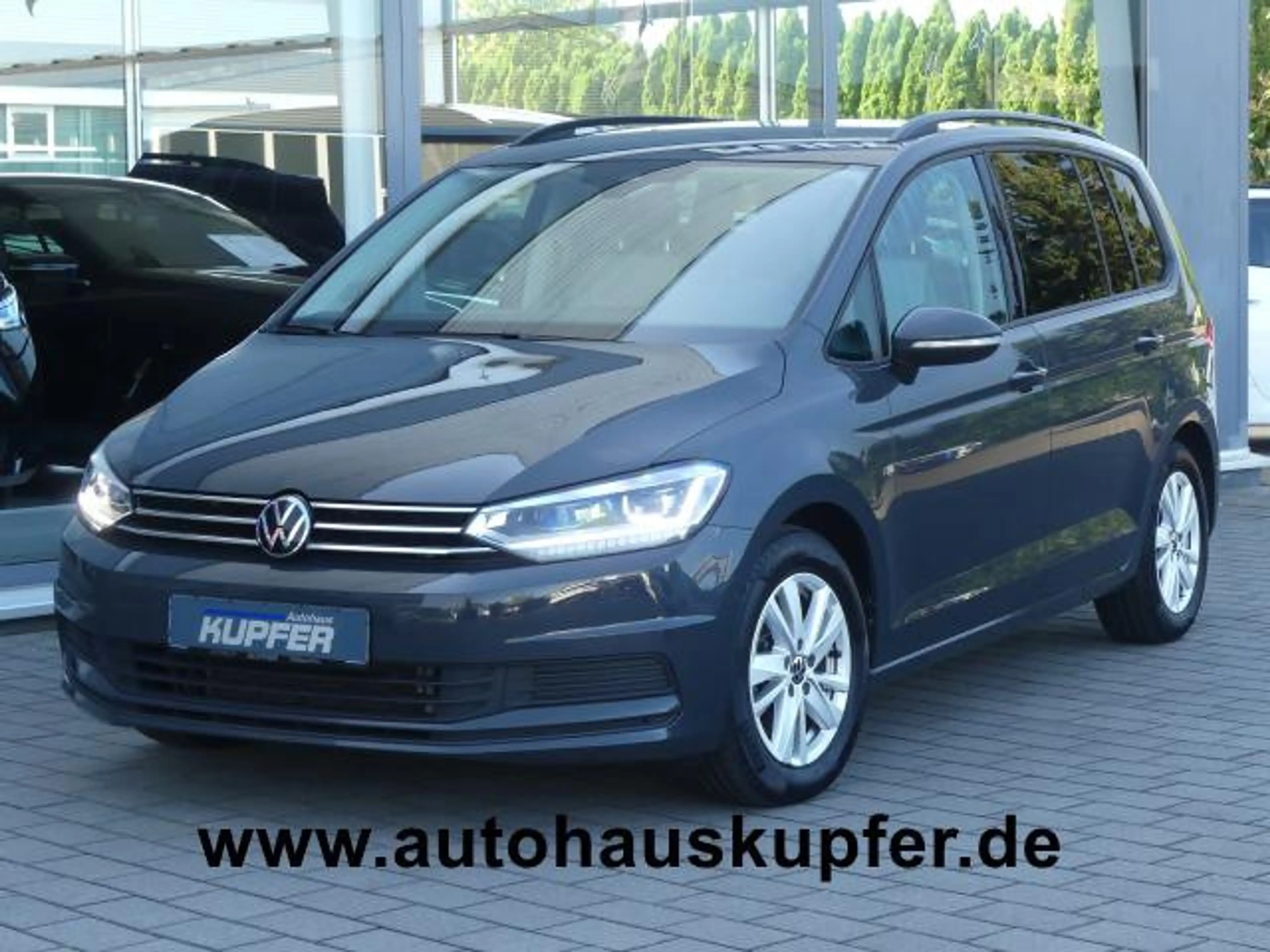 Volkswagen Touran Comfort 1.5I ACC°AHK°Winterpk.-int.Kisitz