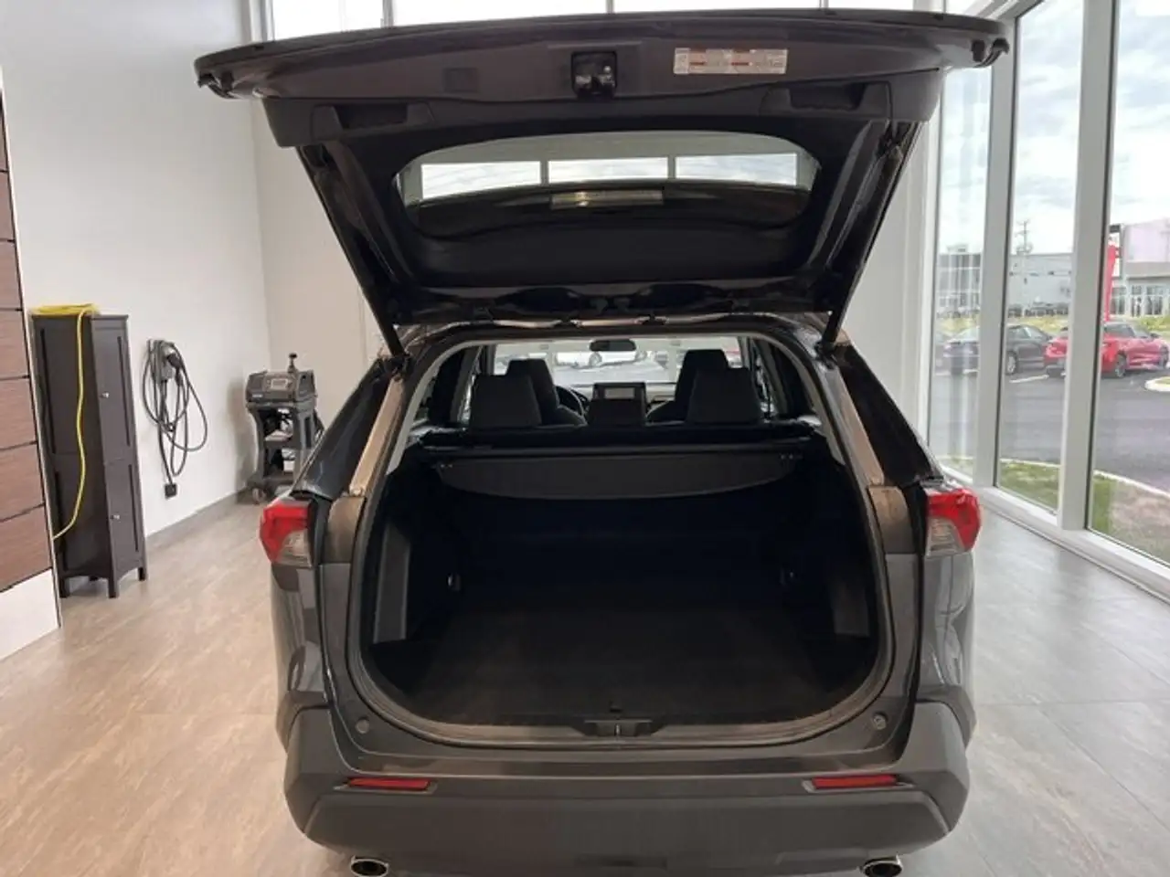 Toyota RAV 4 снимка Toyota RAV 4