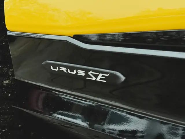 Lamborghini Urus SE|Akrapovic - verkauft Ansicht 4