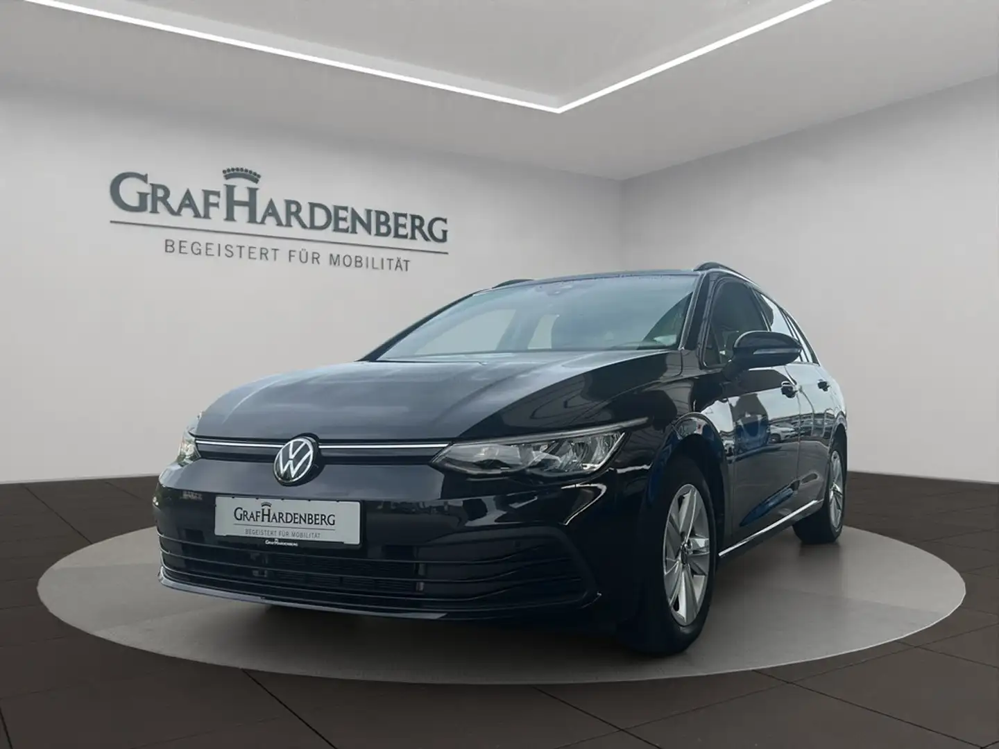 Volkswagen Golf VIII Variant 1.5 eTSI DSG Life AHK ACC PDC Schwarz - 1