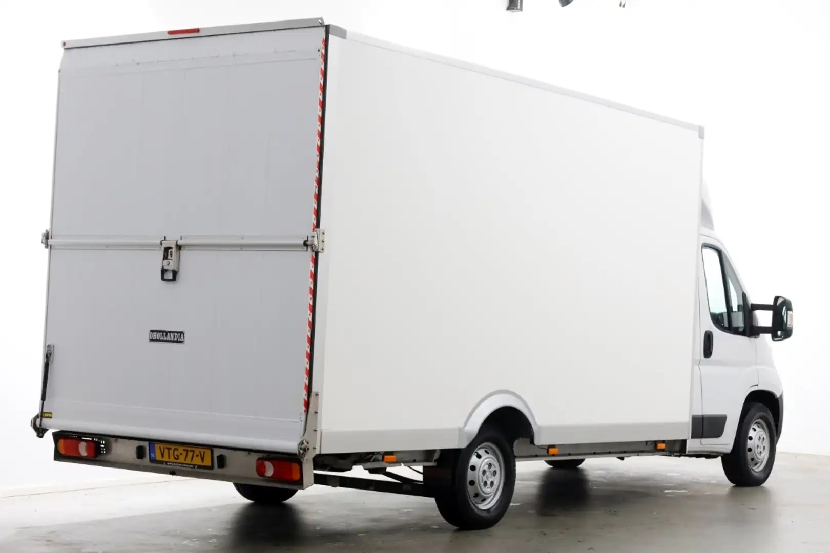 Peugeot Boxer 2.2 BlueHDi 165pk Durisotti Lowliner Bakwagen met Blanc - 2