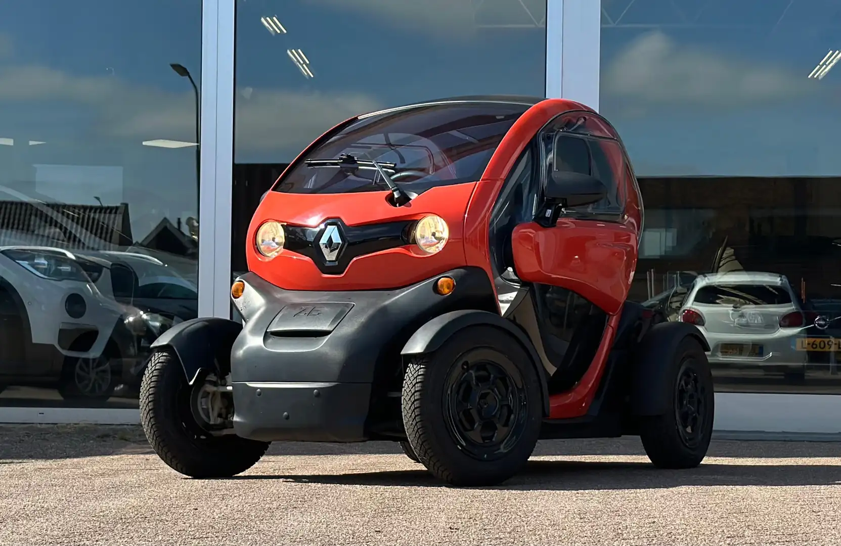 Renault Twizy Urban (ex Accu) Nieuwe remmen rondom en Nieuwe Ban - 2