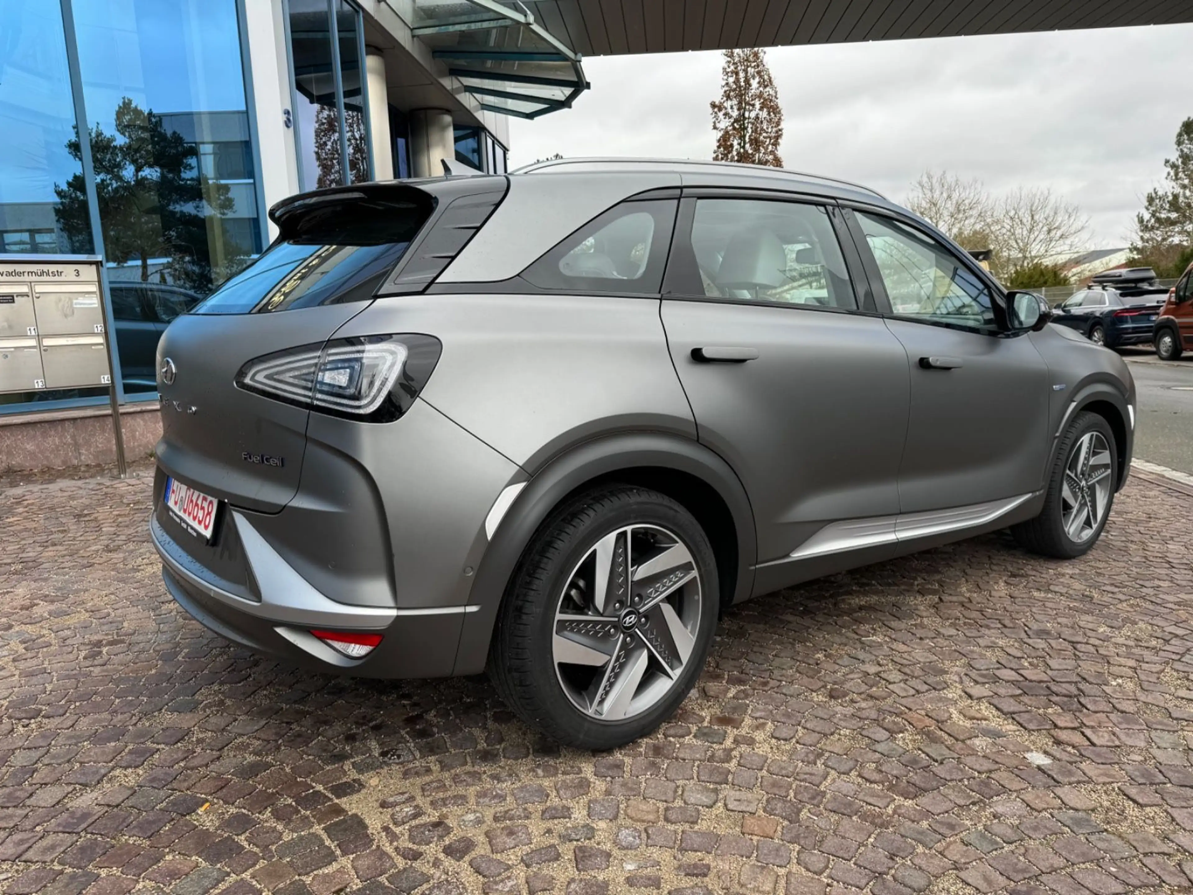 Hyundai NEXO Premium 120 KW ElektroHydrogen/Wasserstoff — photo 6