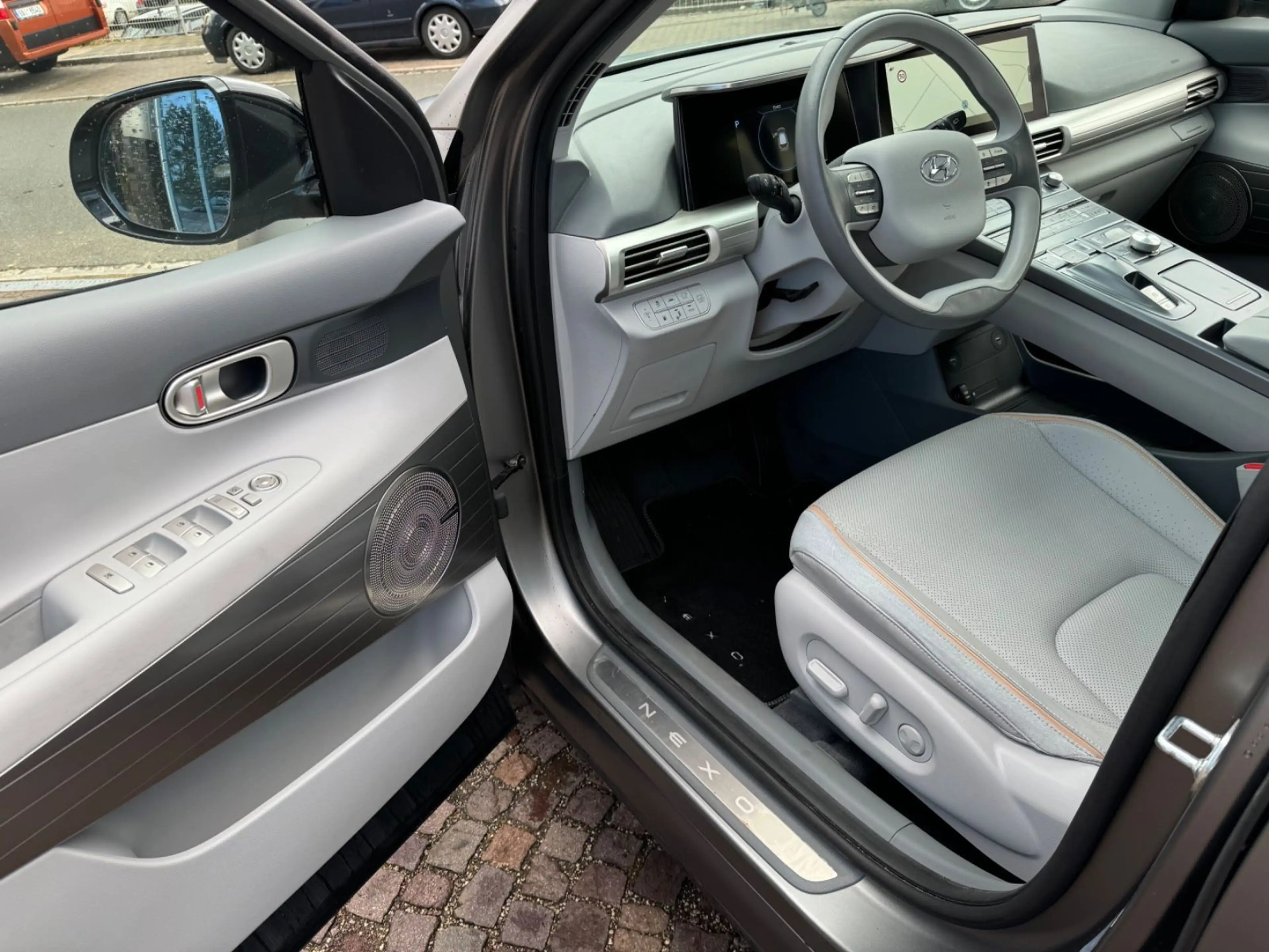Hyundai NEXO Premium 120 KW ElektroHydrogen/Wasserstoff — photo 11